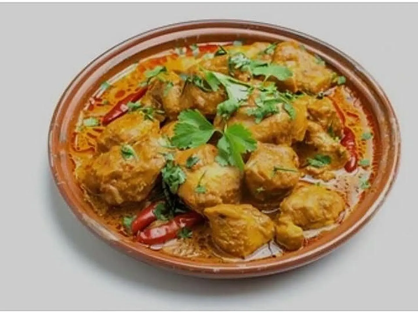 Kashmiri Chicken With Curry - 150 Grams