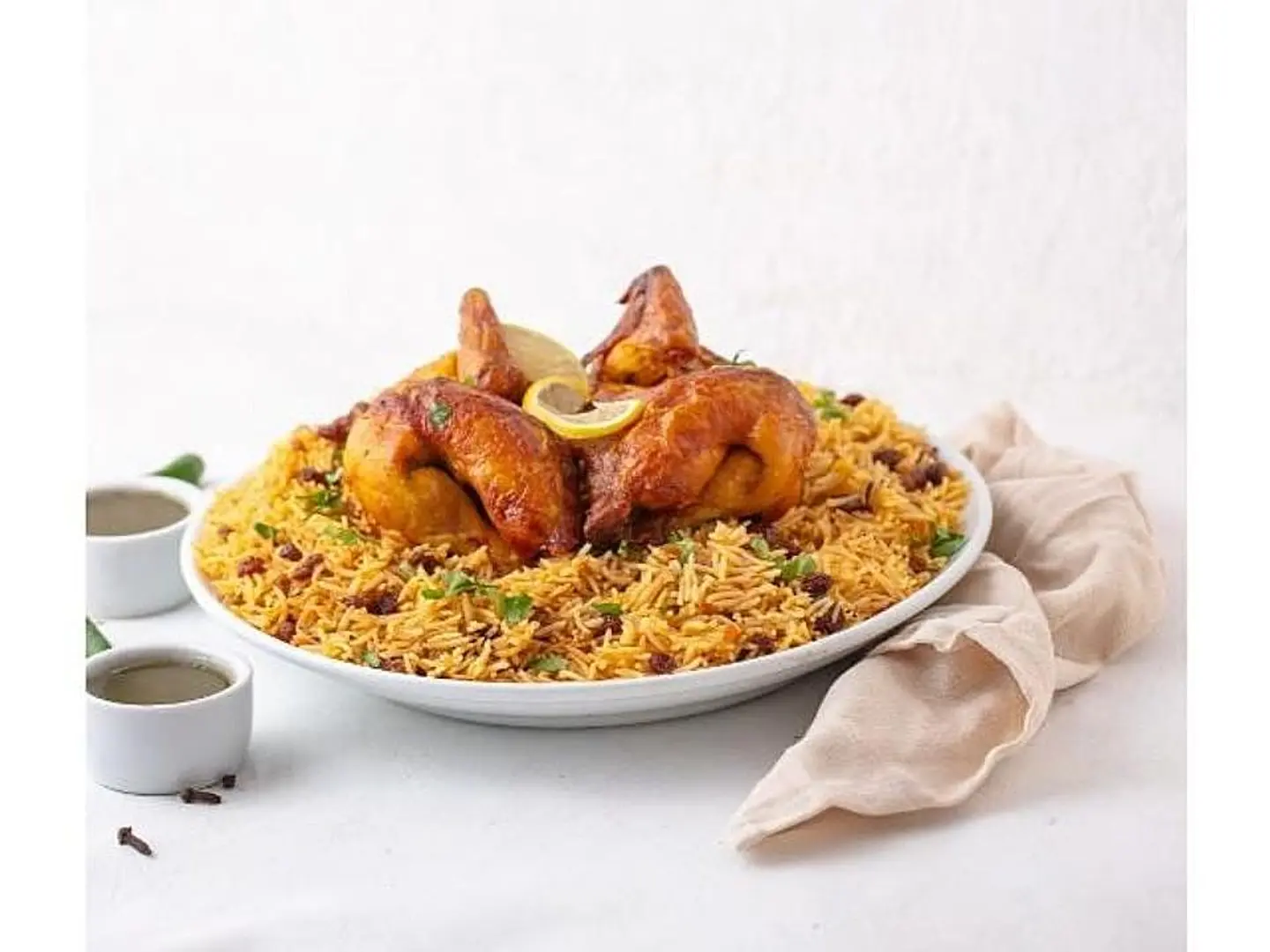 دجاج شواية مع رز - ربع دجاجة