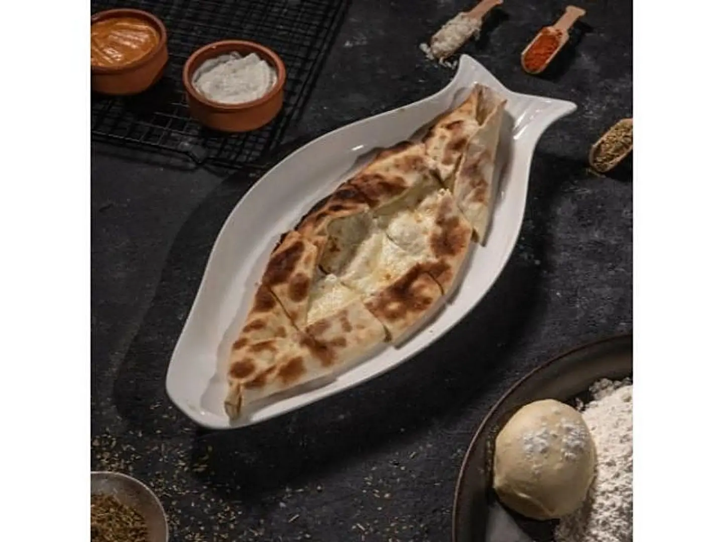 معجنات جبن عكاوي - صغير
