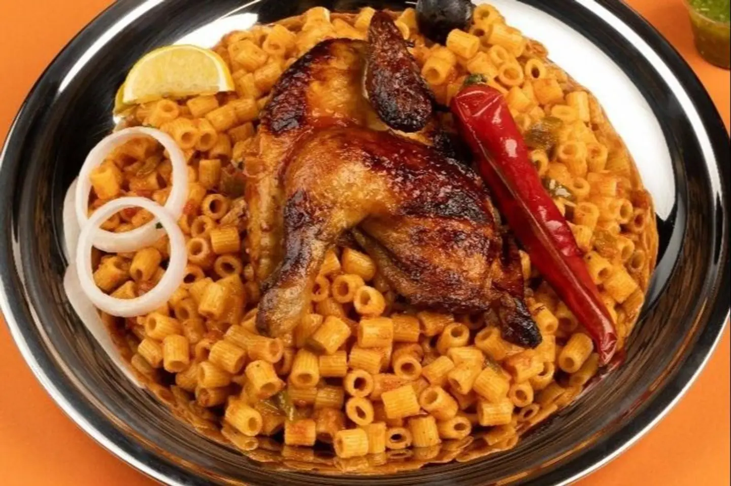 مكرونة جدتي - نص حبة دجاج