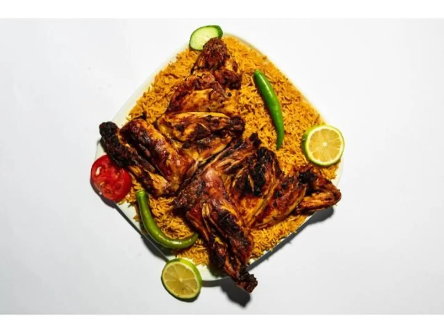 دجاج على الفحم رز بخاري - ربع دجاجة