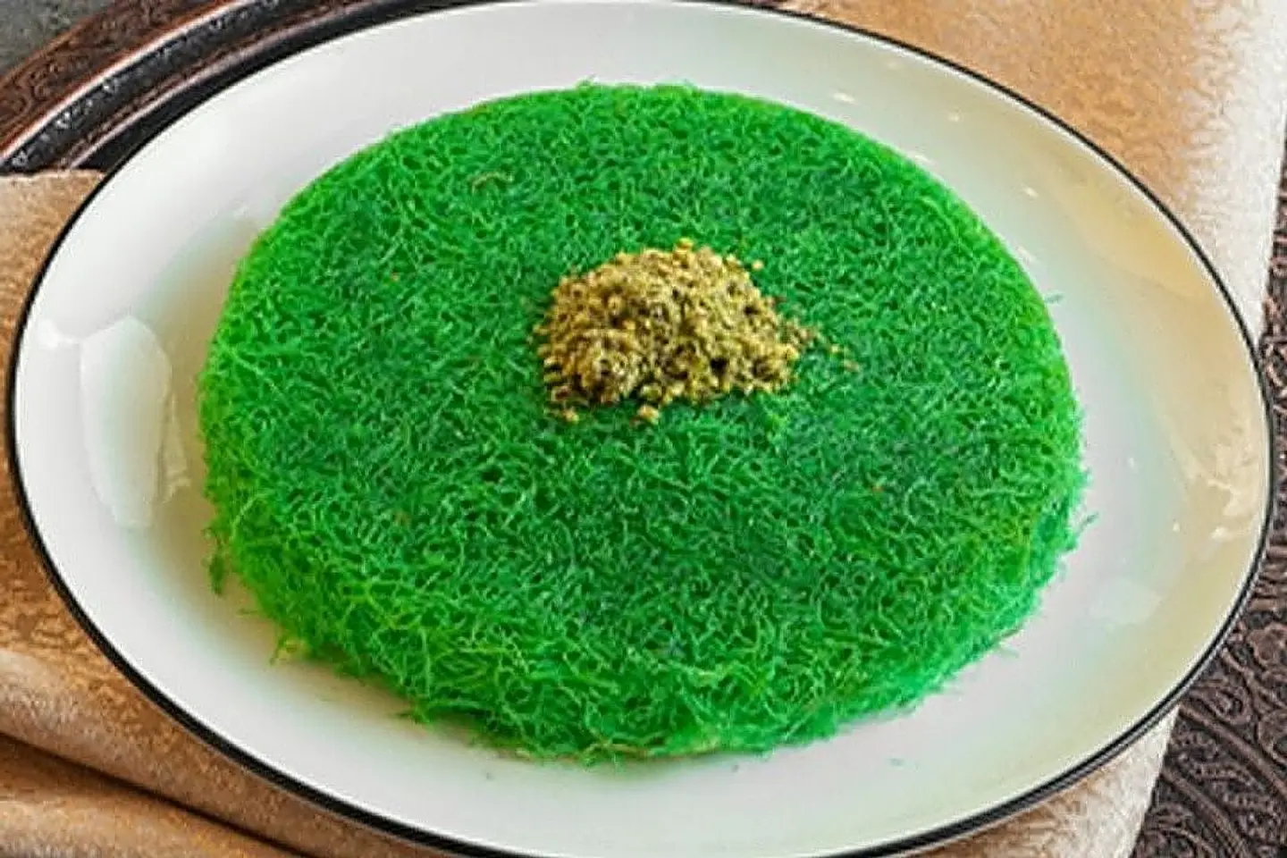 Turkish Green Kunafa Withe Cream - Midum