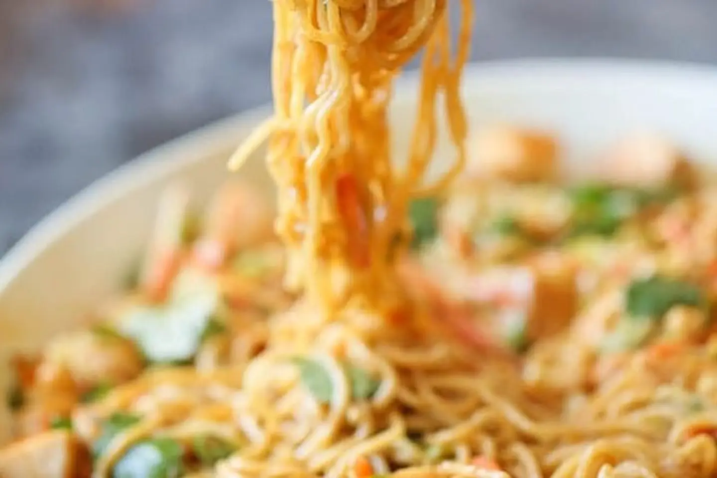 نودلز إندومي بالدجاج - عادي