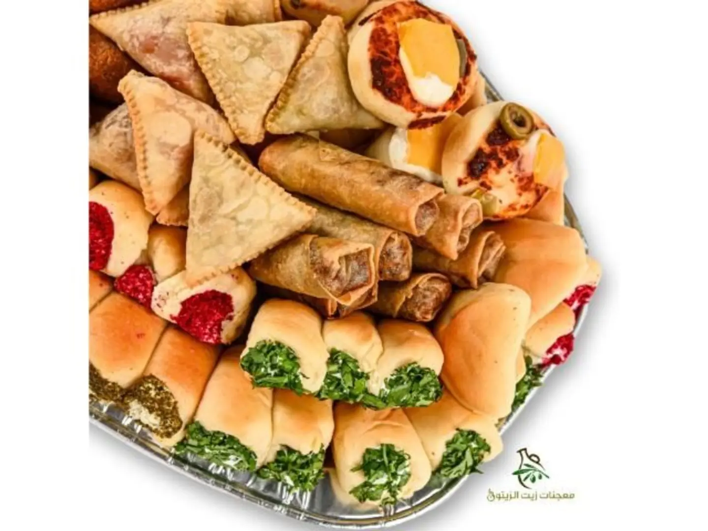 Mixed Pastries With Fried Snacks - Medium 32 Pieces