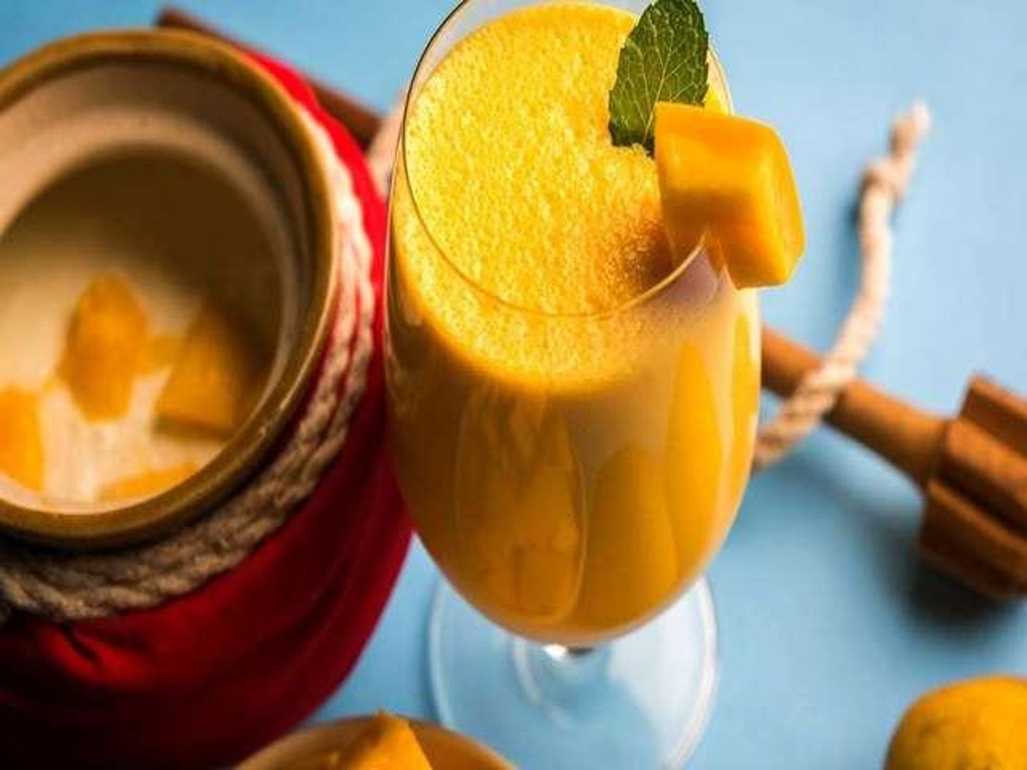 Mango Milkshake - Medium