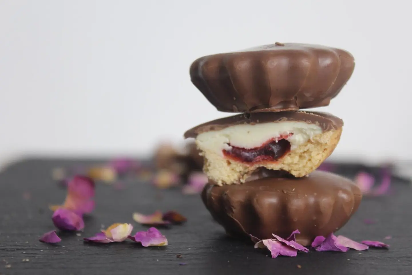 Chocolate Cheesecake Strawberry - 250 Grams
