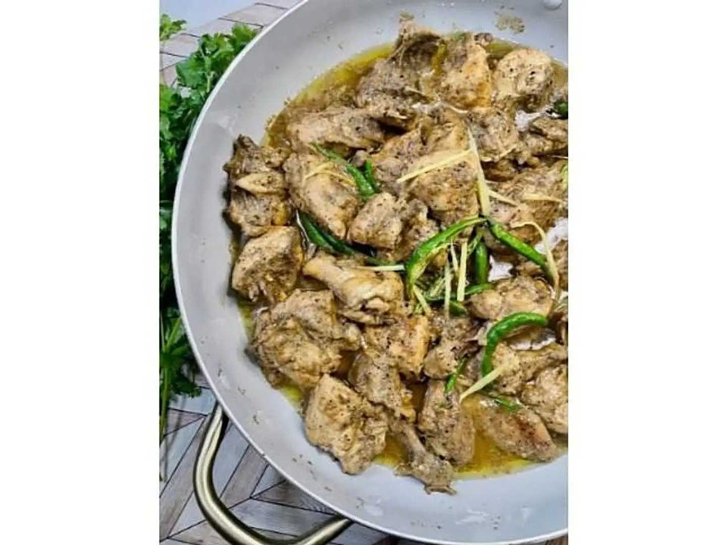كراهي دجاج بالمخلل - صغير