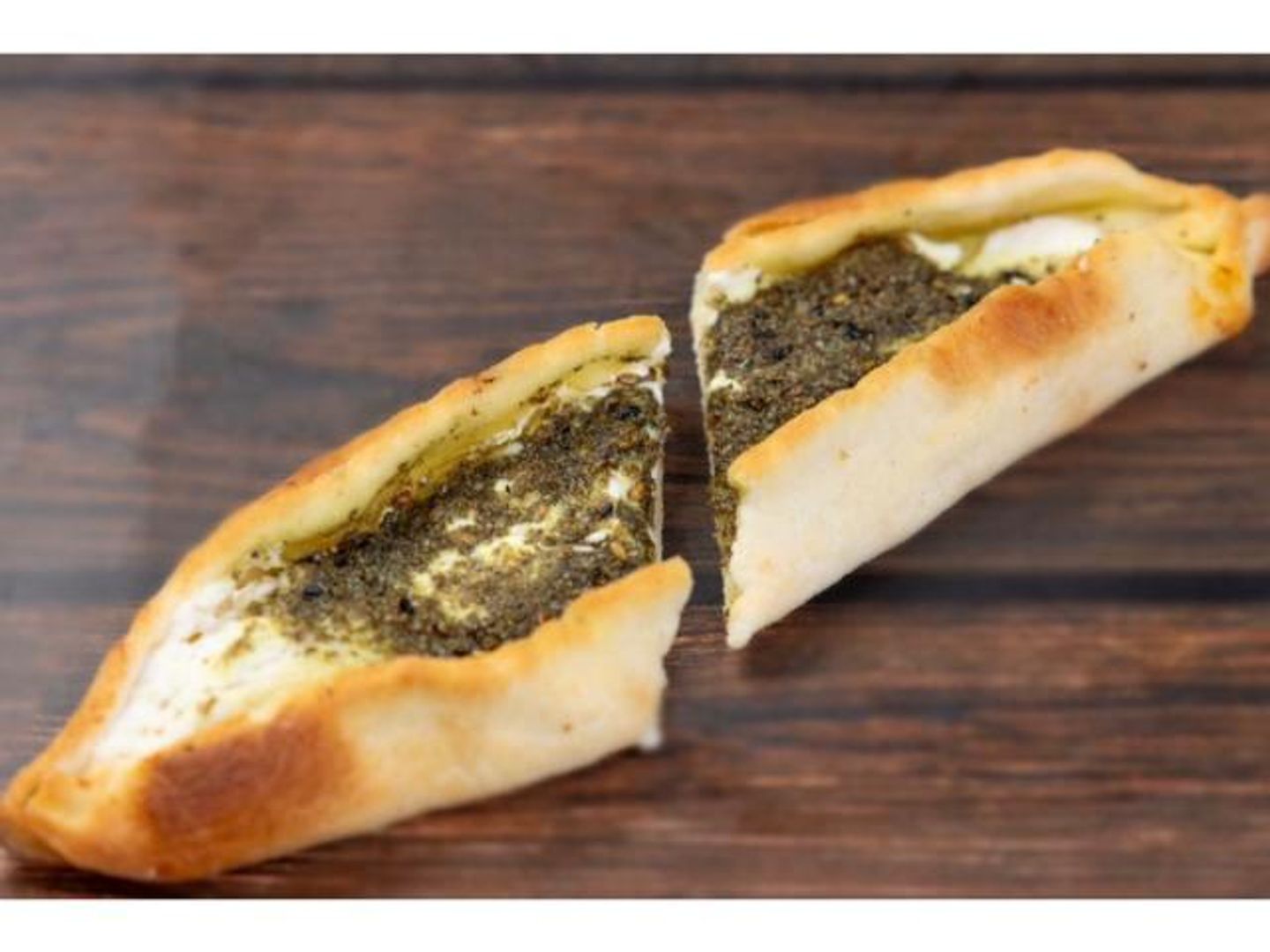 فطيرة عكاوي زعتر - صغير