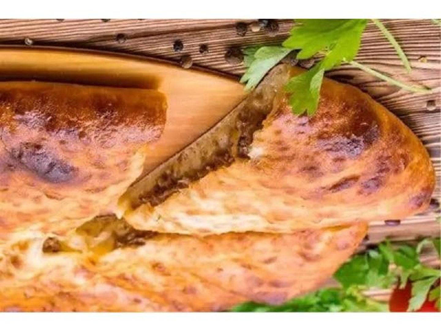حواوشي سجق - وسط