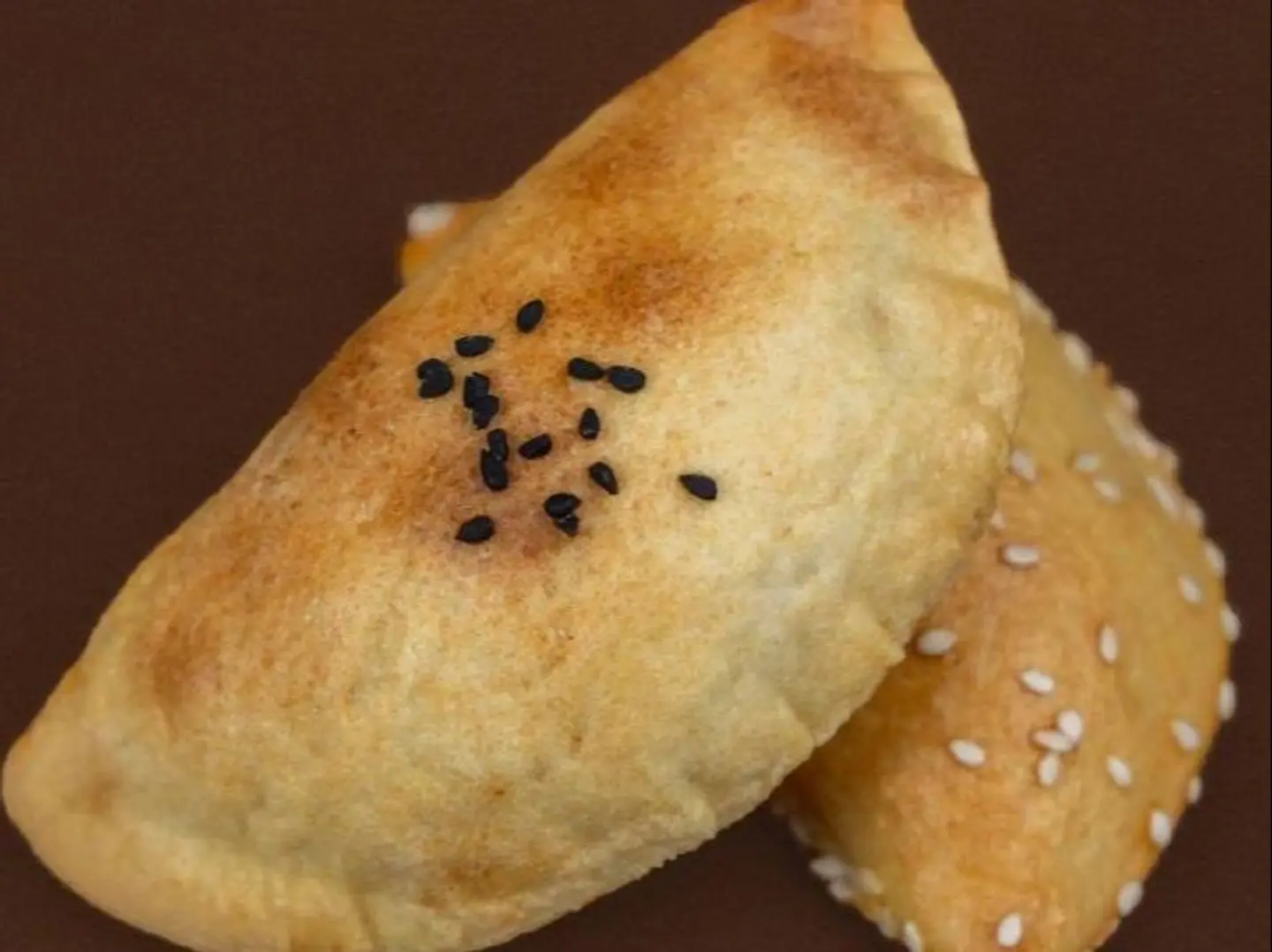 Mixed Samosa (Chicken & Cheese) - Mixed Samosa (Chicken & Cheese) 16 Pieces (Large Size)