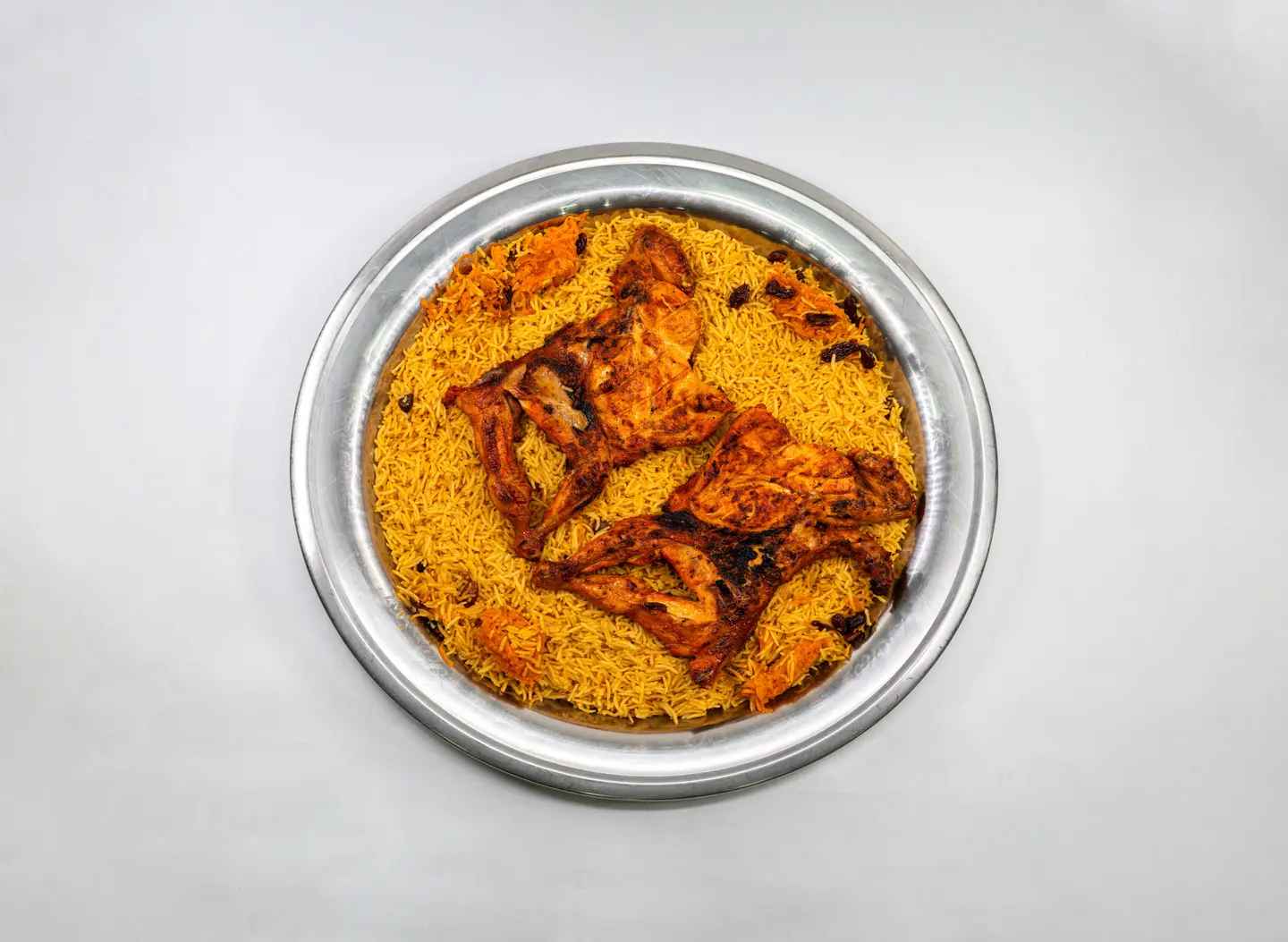 دجاج مشوي على الفحم مع الارز - نص