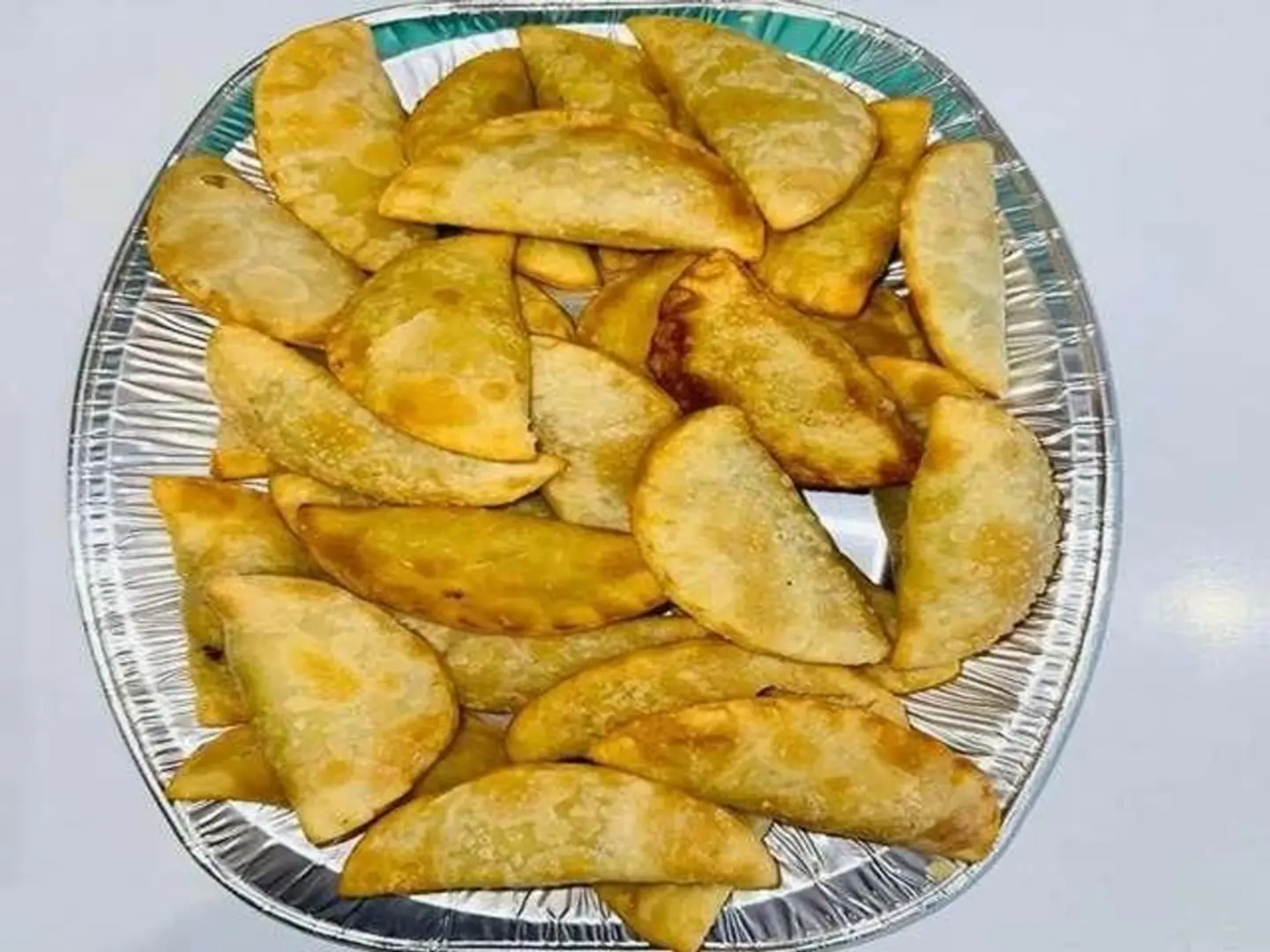 Cream Cheese Puff - 20 Pieces