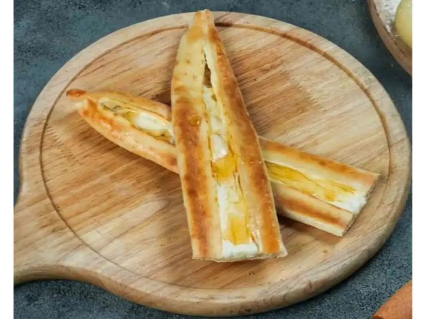 Honey Cheese Pie - Medium