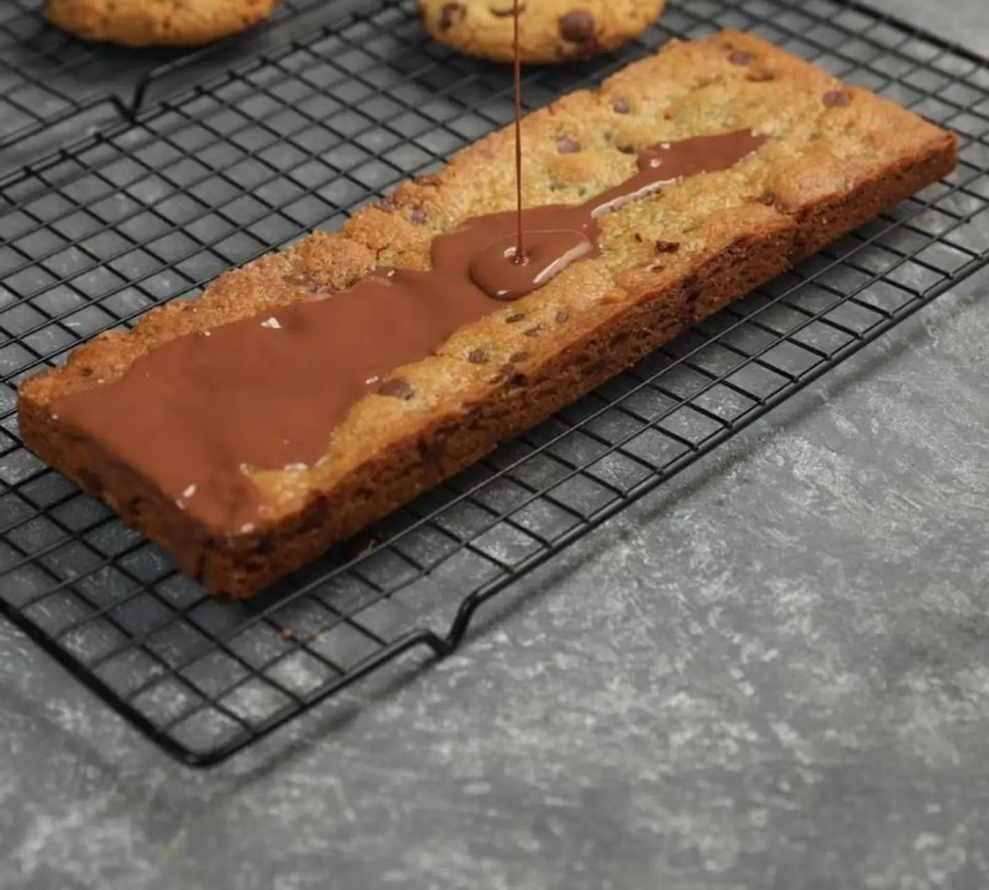 Cookies Cake - Small
