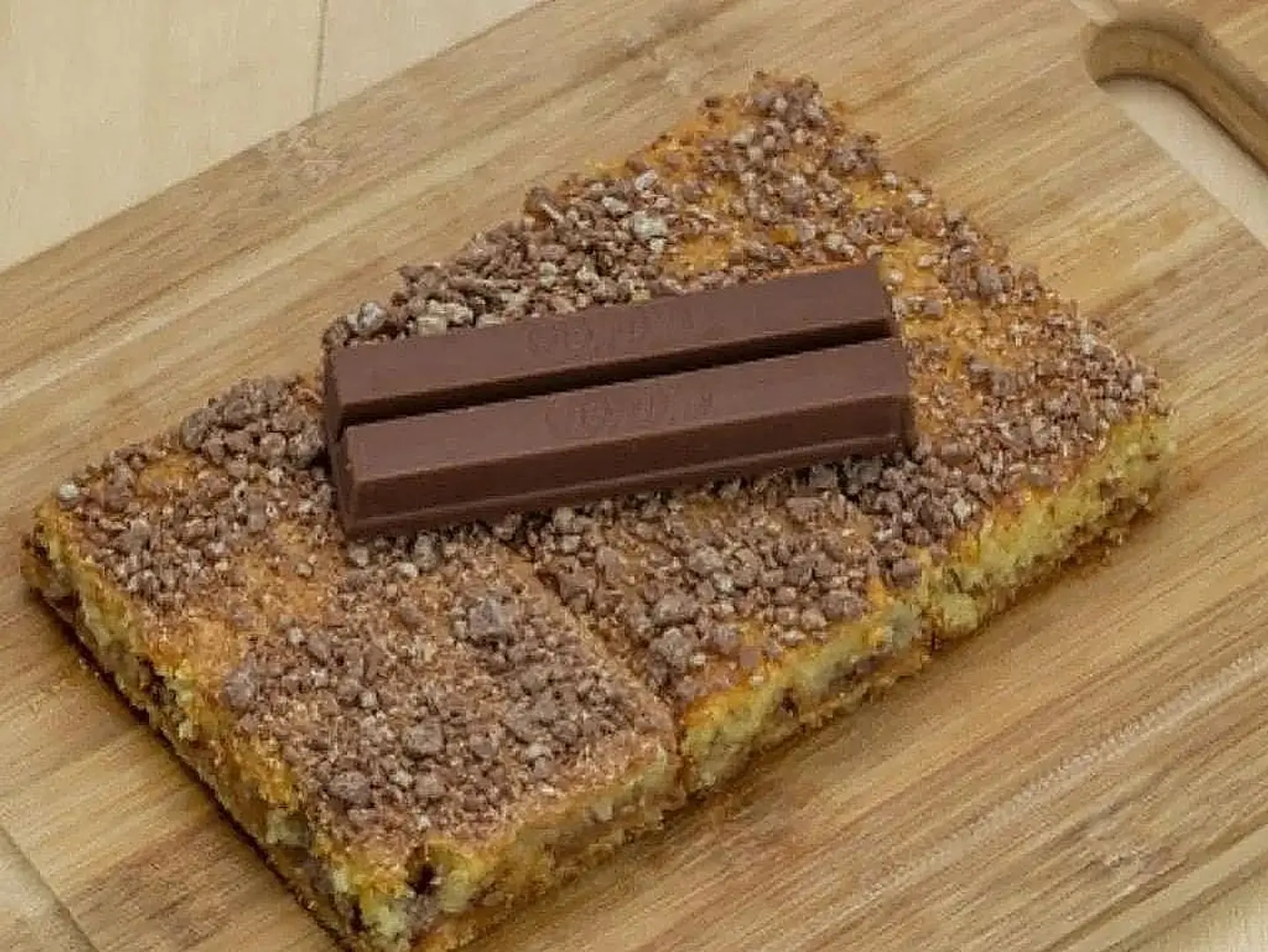 Basbousa Kit Kat - Small