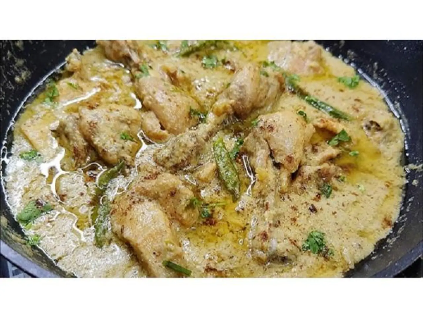 دجاج أبيض كراهي - صغير