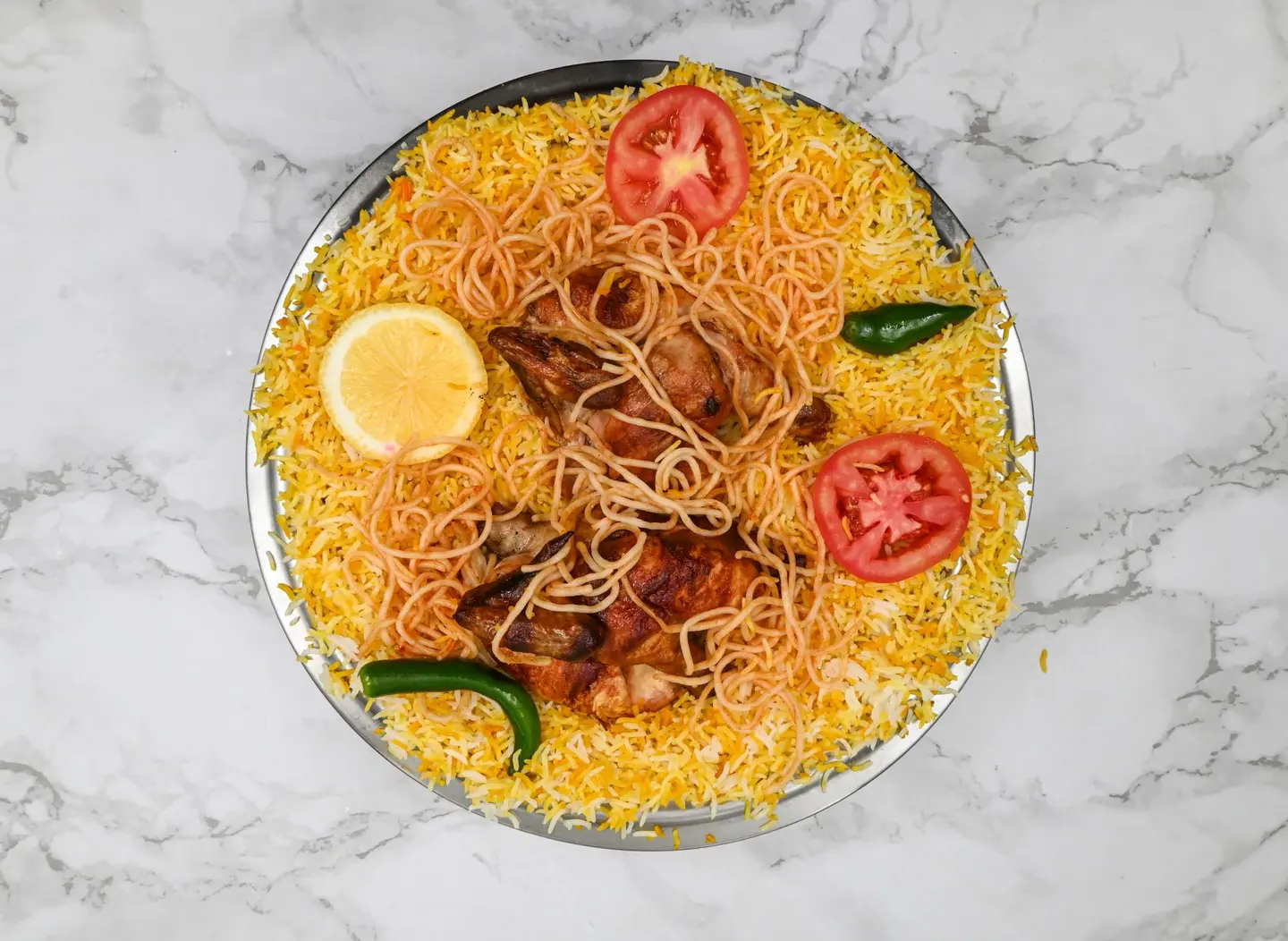 دجاج شواية مع أرز شعبي - ربع  دجاجة