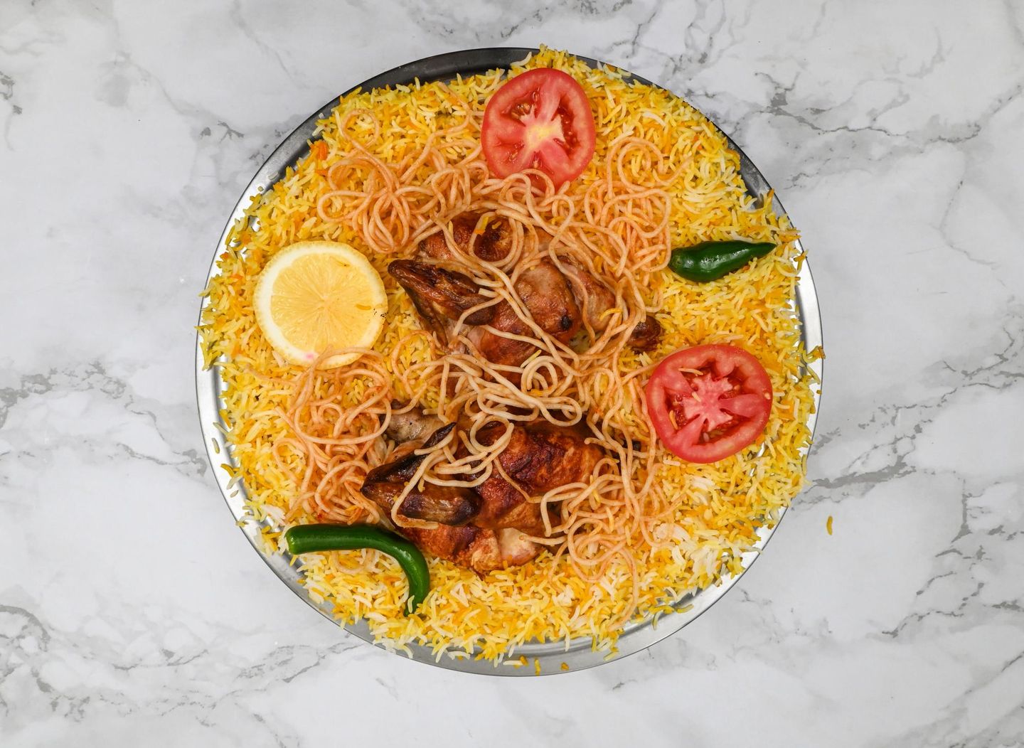 دجاج شواية مع أرز شعبي - ربع  دجاجة