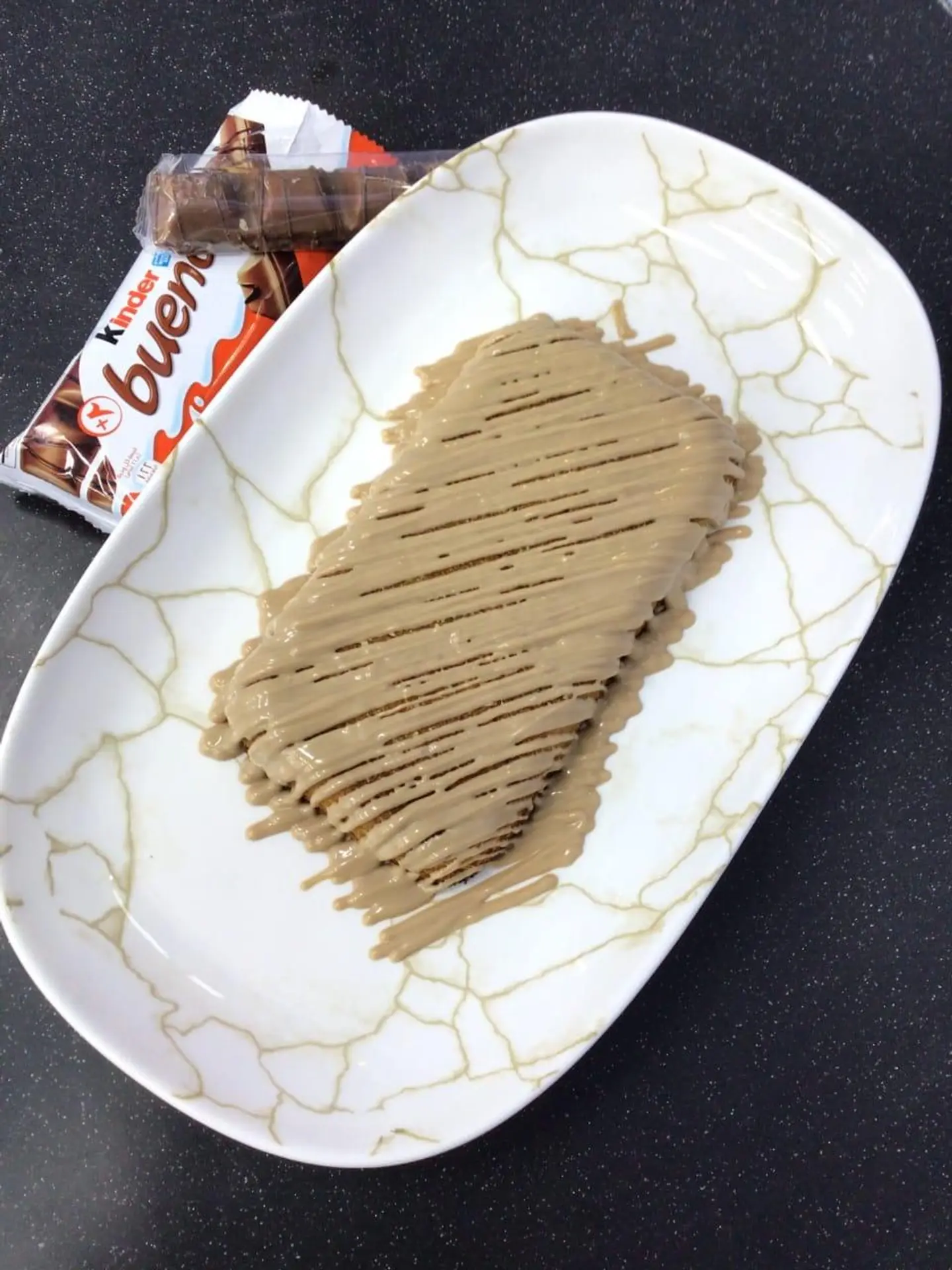 Kinder Bueno Kunafa - Small