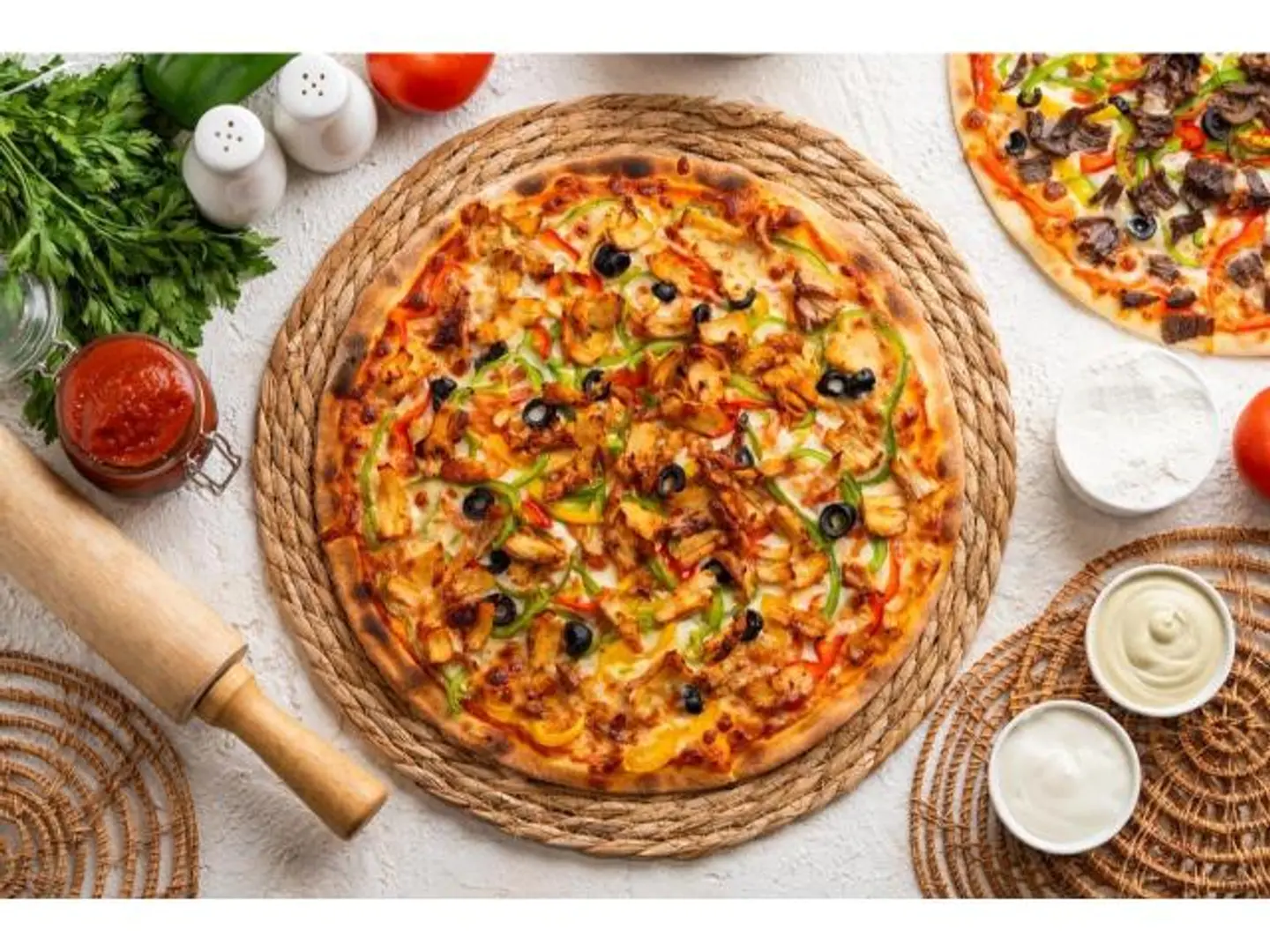 Chicken Pizza - Small