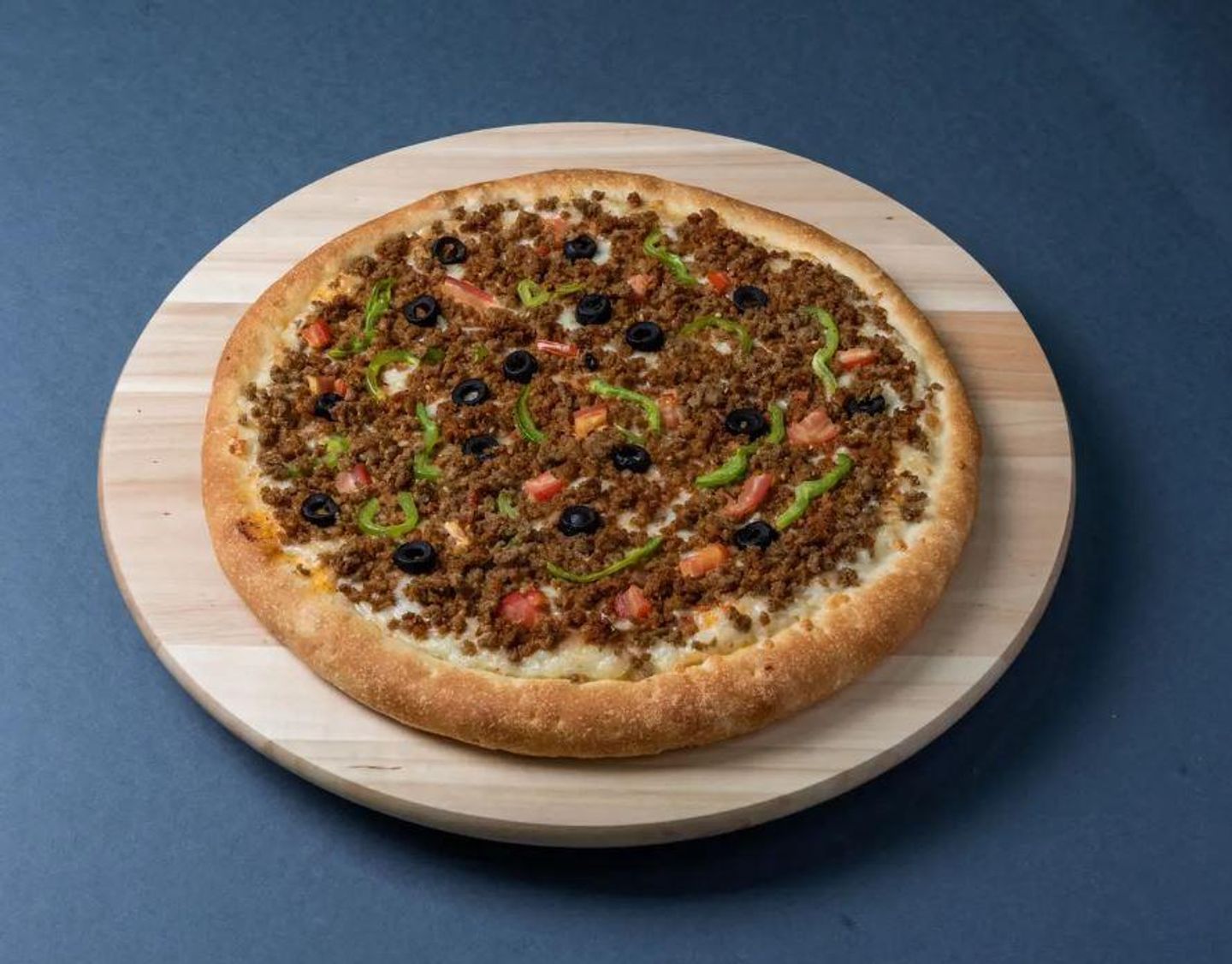 Beef Pizza - Medium