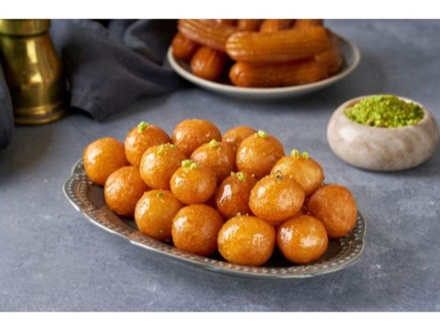 لقيمات شيرة - صغير