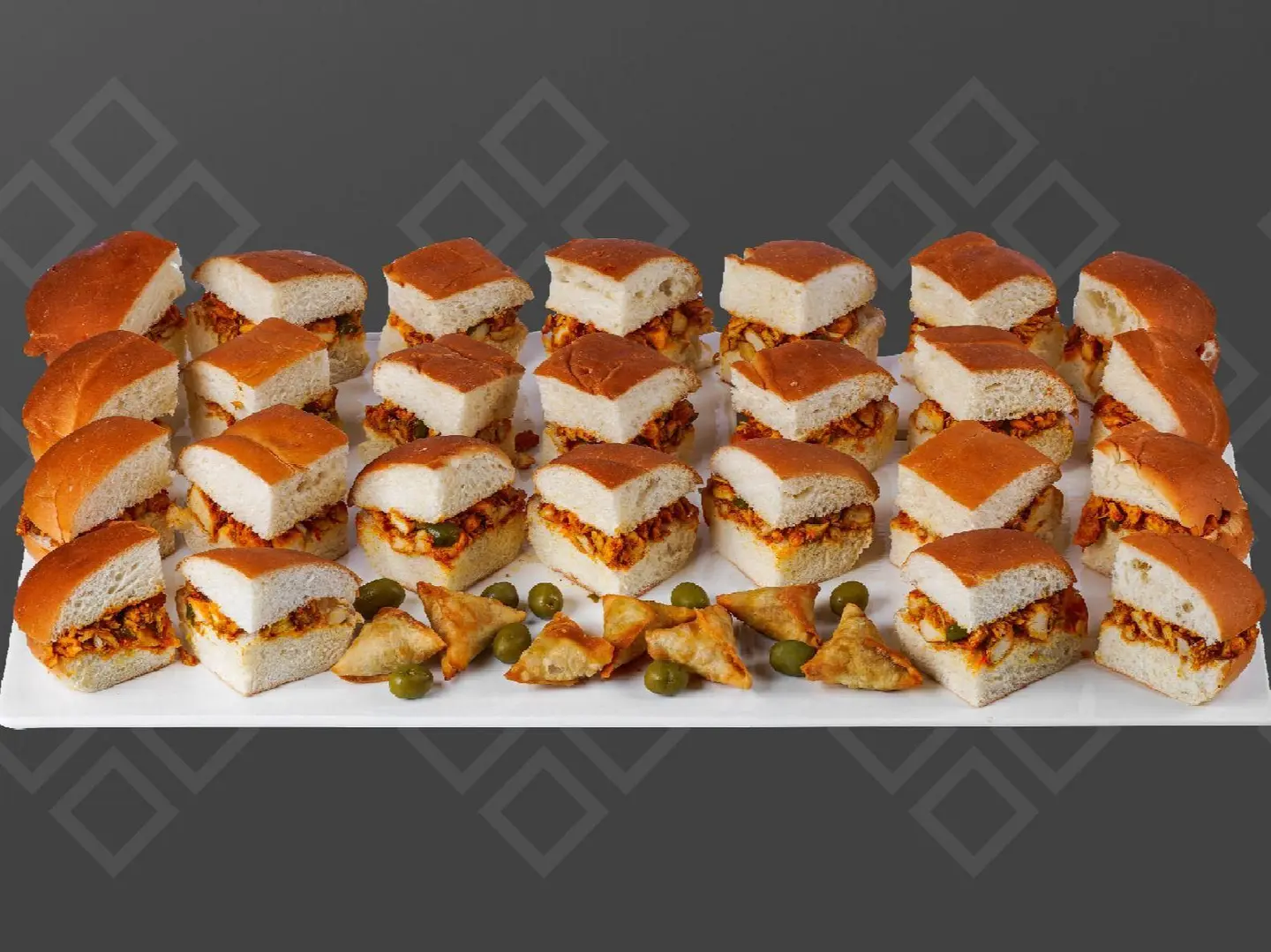 Majlis Pistaso Club Sandwich - 12 Pieces