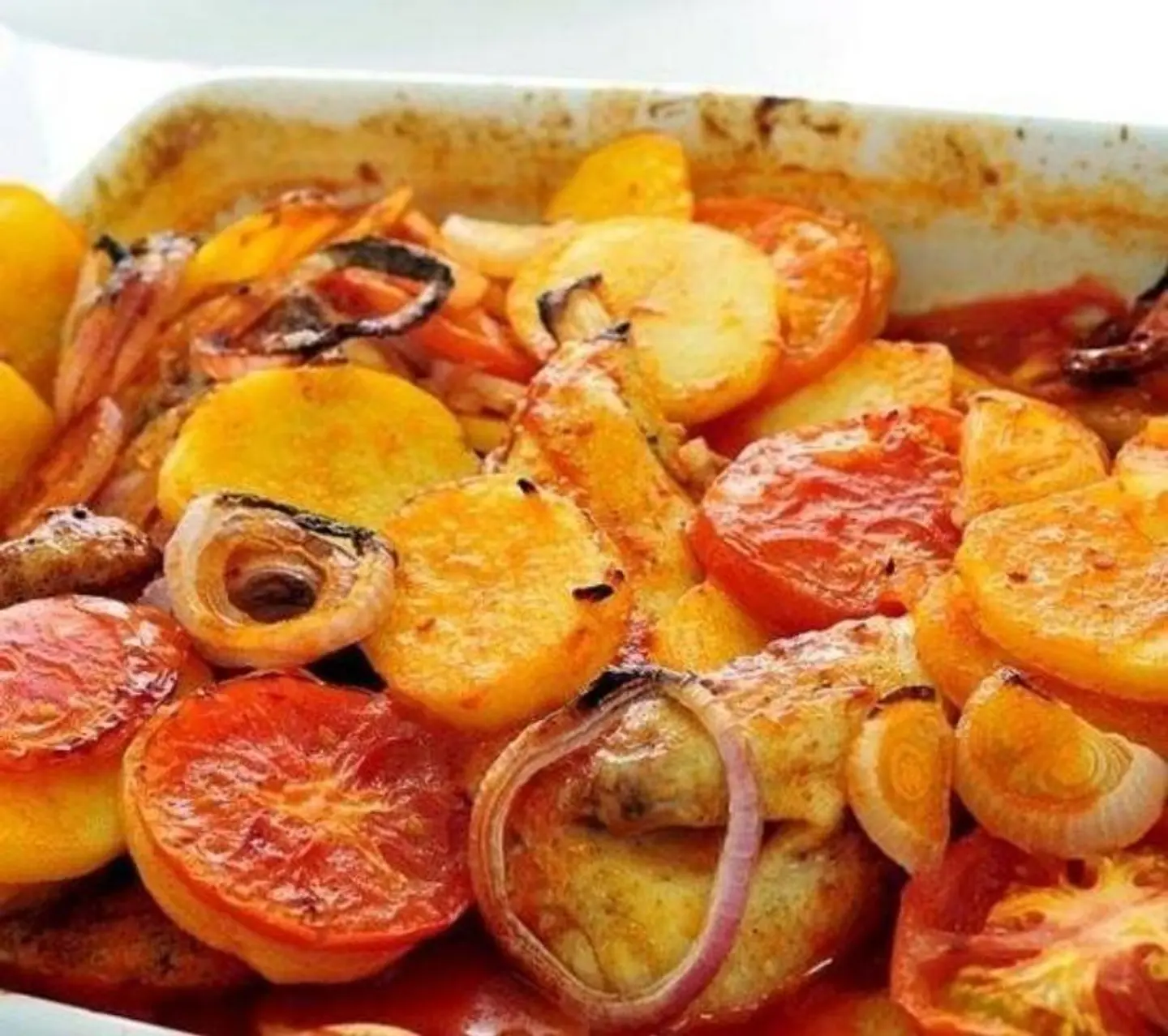 صينية بطاطا بالدجاج - نص حبة