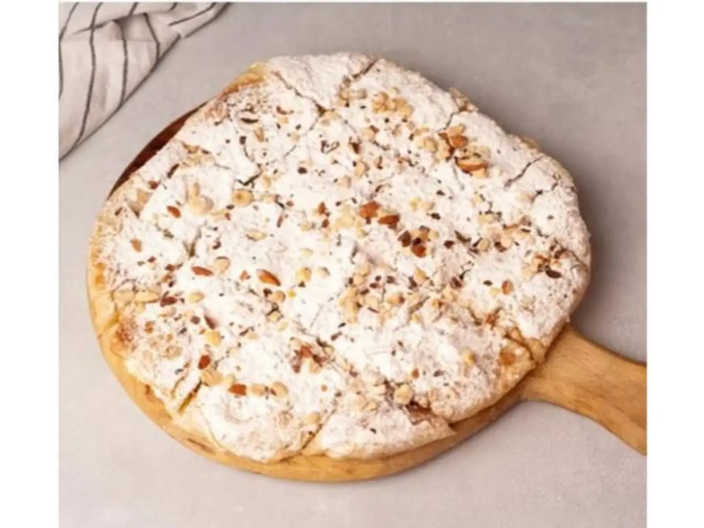 Cream And Custard Pie - Medium