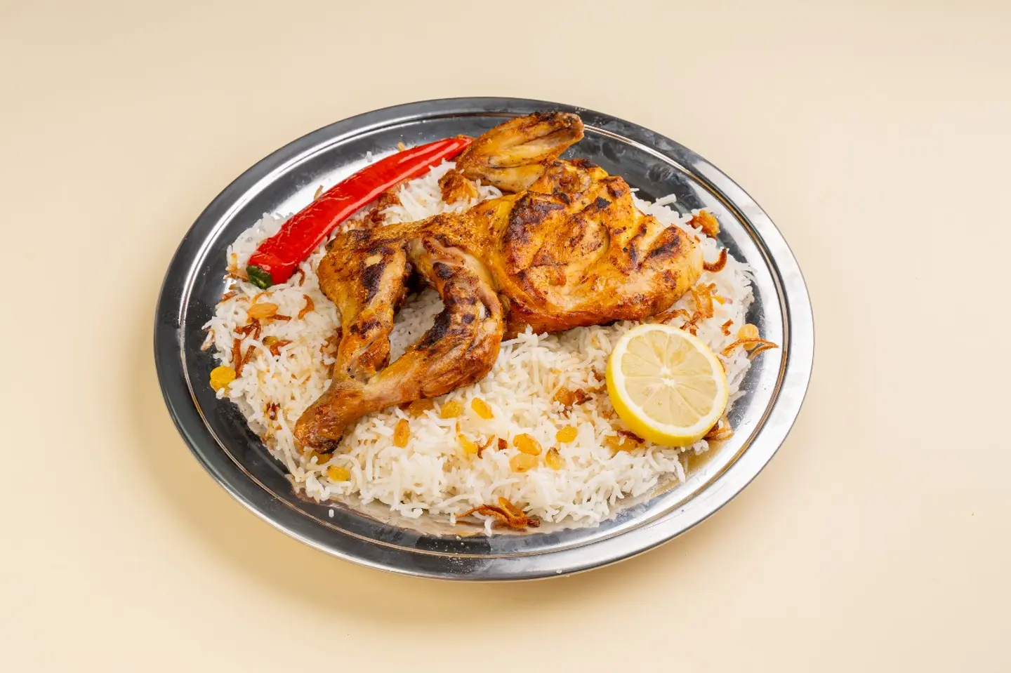 دجاج مظبي - نصف حبة مع أرز شعبى