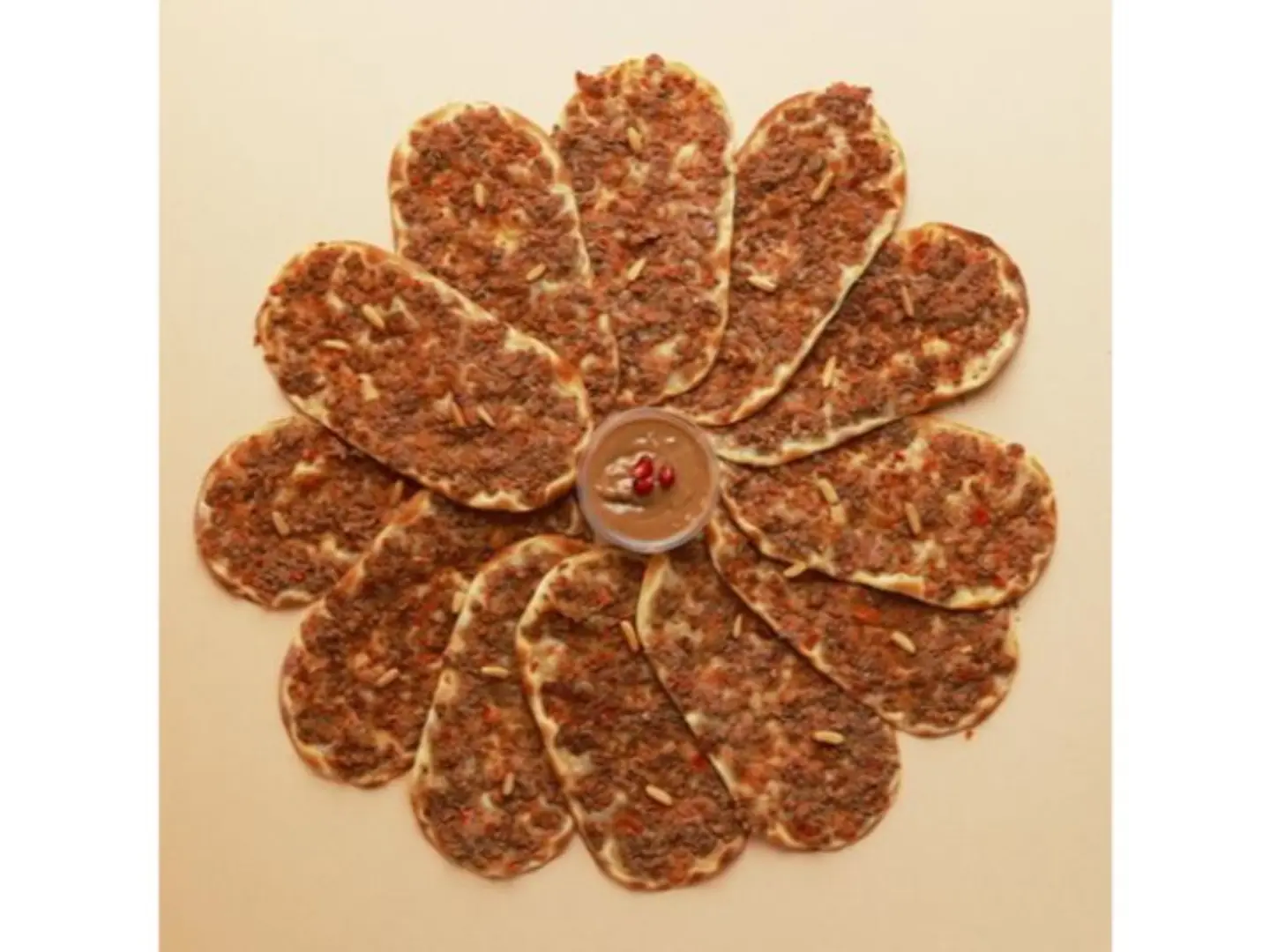 Syrian Tomato Safehah - 1 Piece