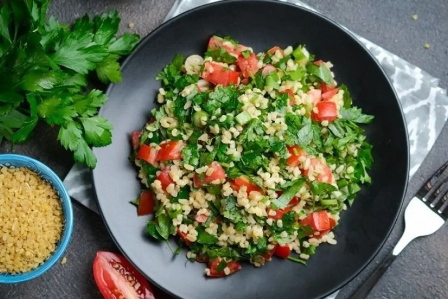 سلطه تبوله - صغير