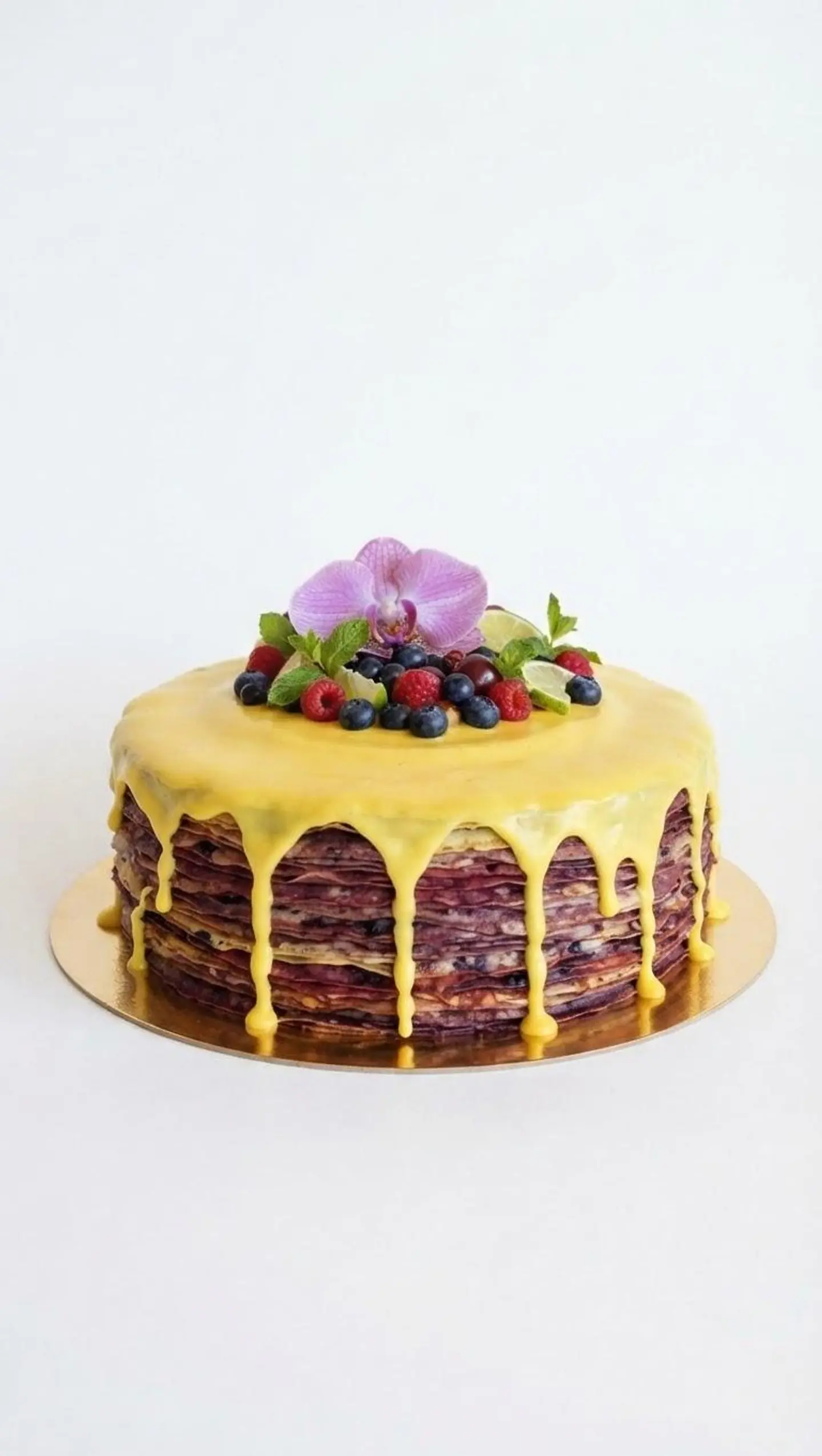 Lemon And Berry Cake - Large