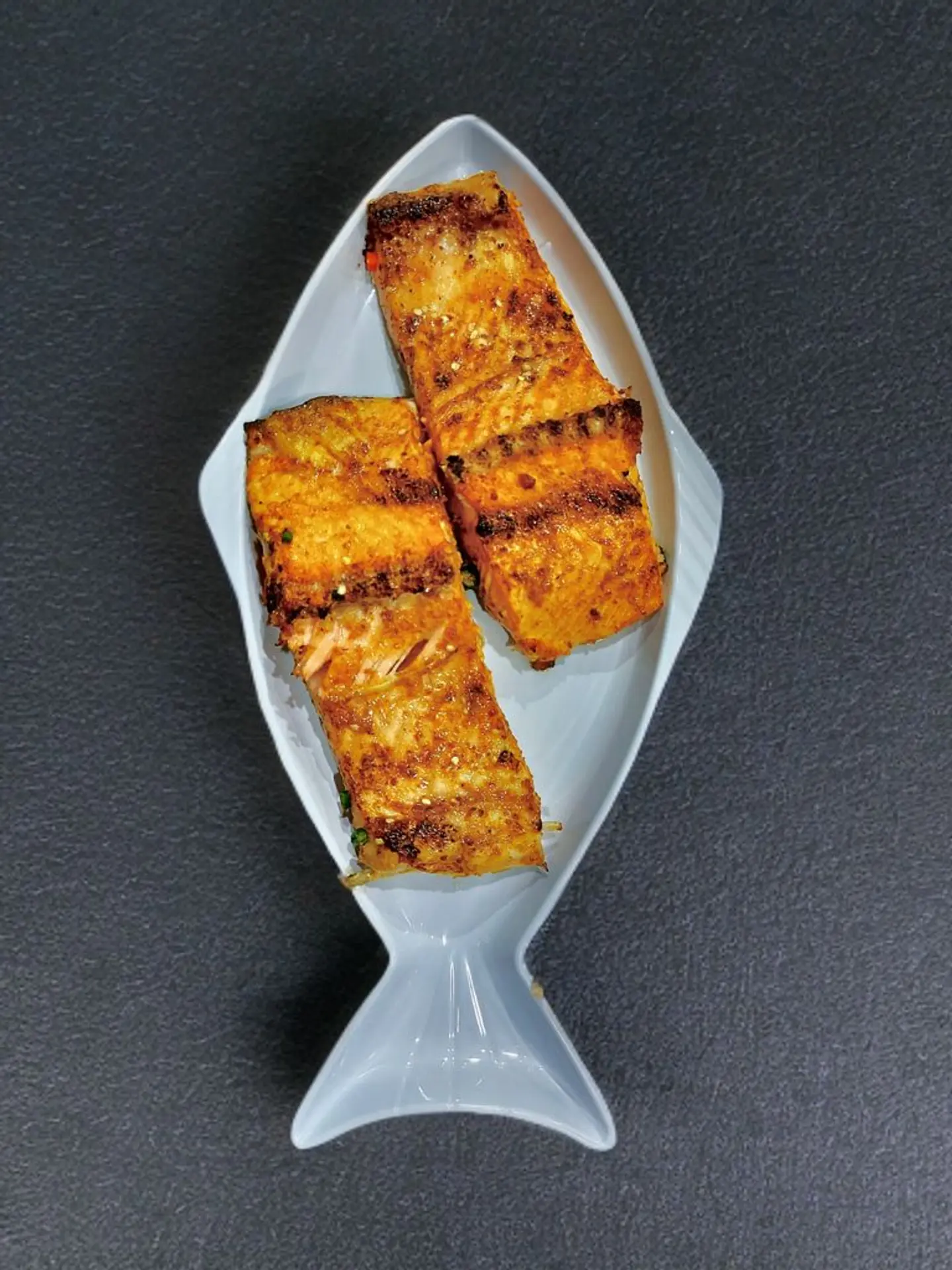 سالمون شرائح طازجة