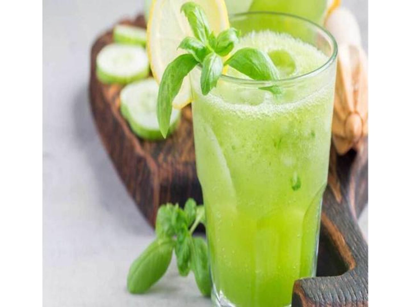 عصير تفاح اخضر وجريب فروت - صغير