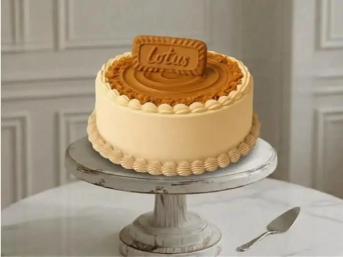 Classic Lotus Cake - Medium Size 8 Inches