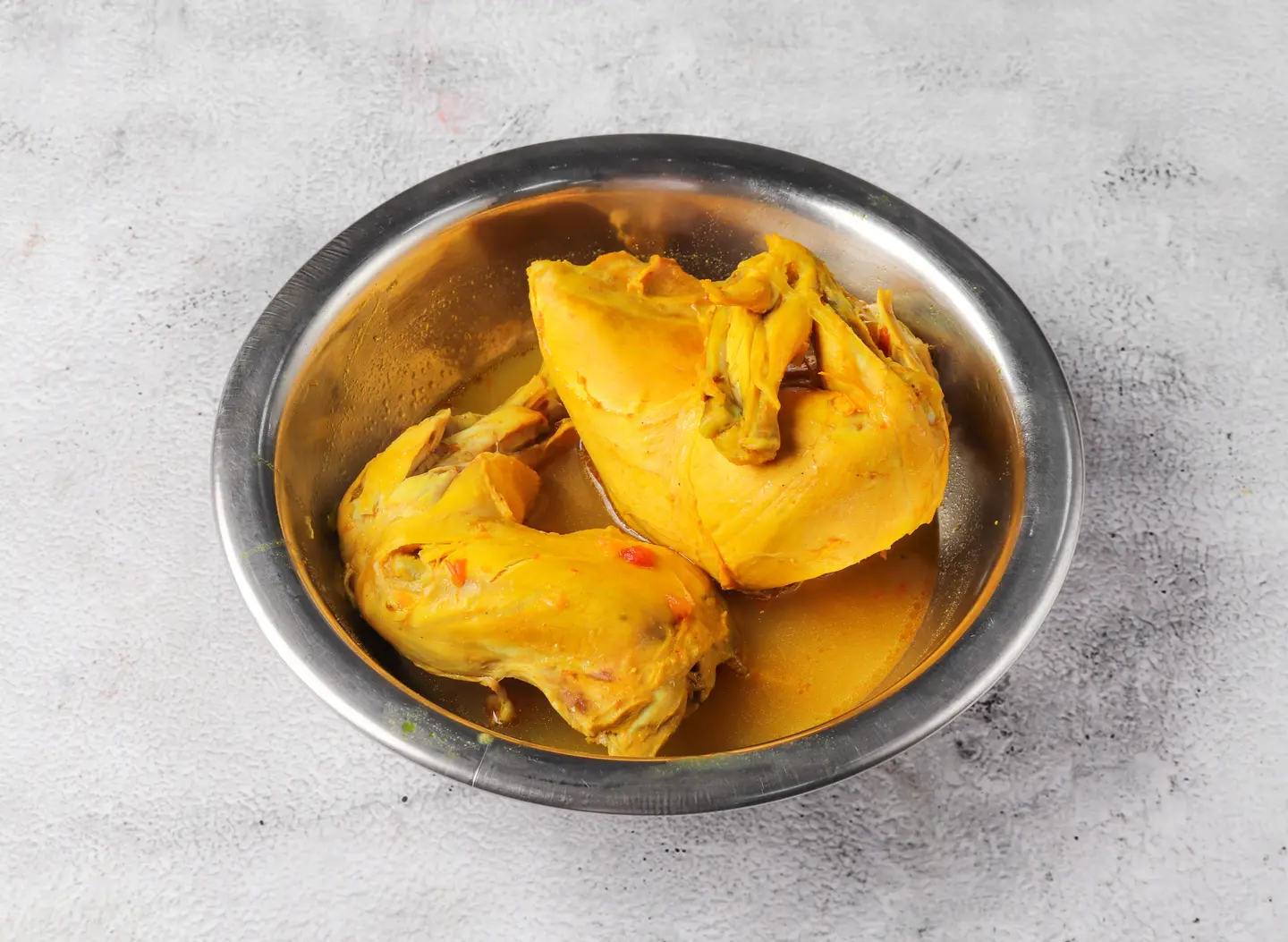دجاج مسلوق سادة - نص حبه