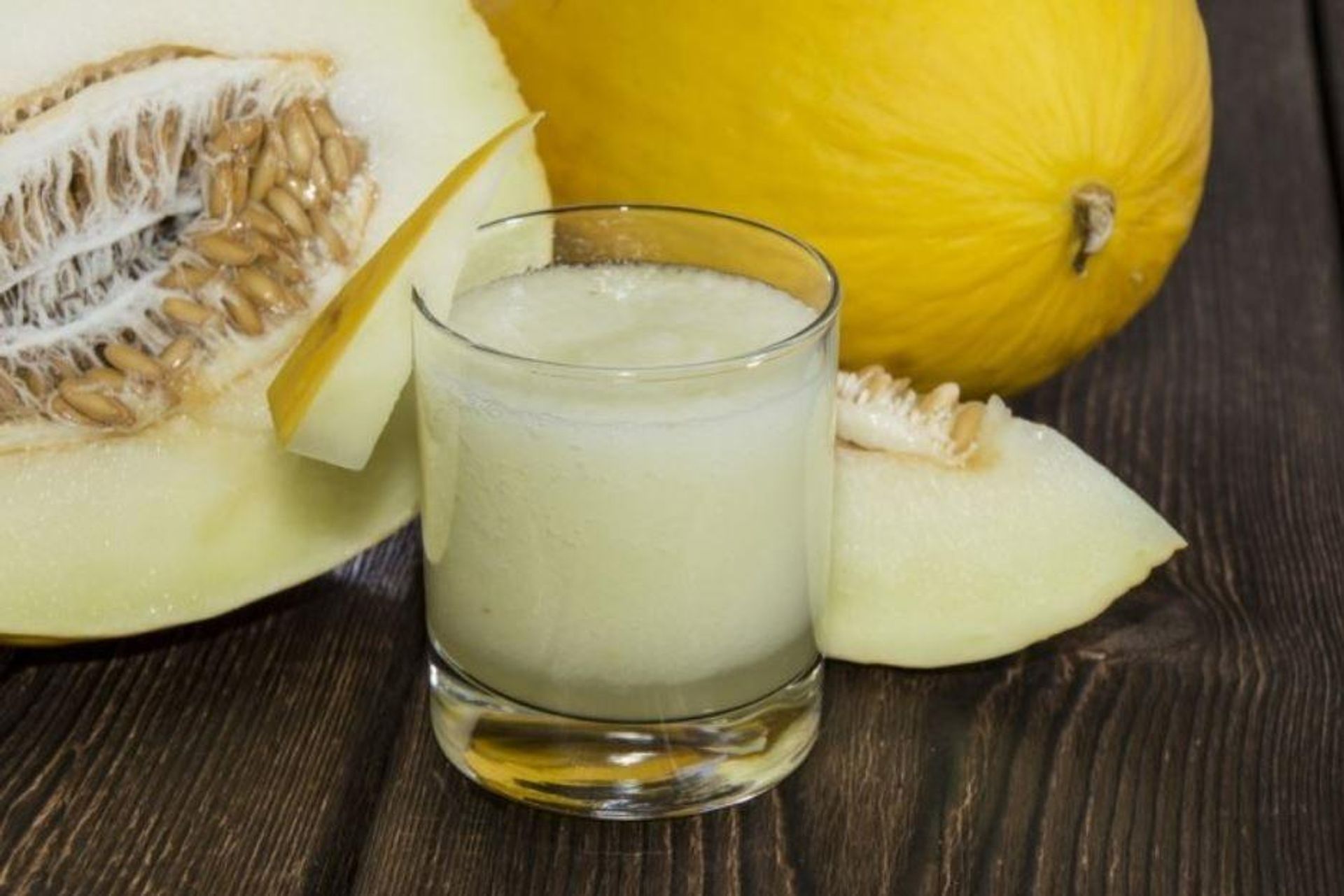 خربز مع حليب - وسط