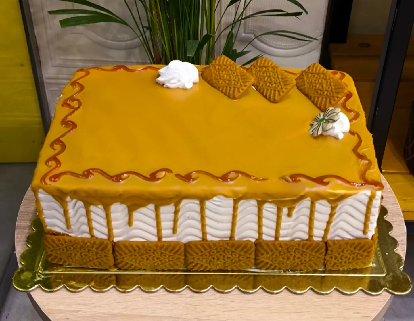 كيك مستطيل لوتس - كبير