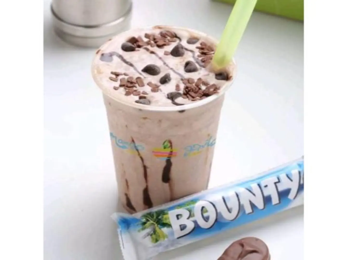 Bounty Milkshake - Small Cup