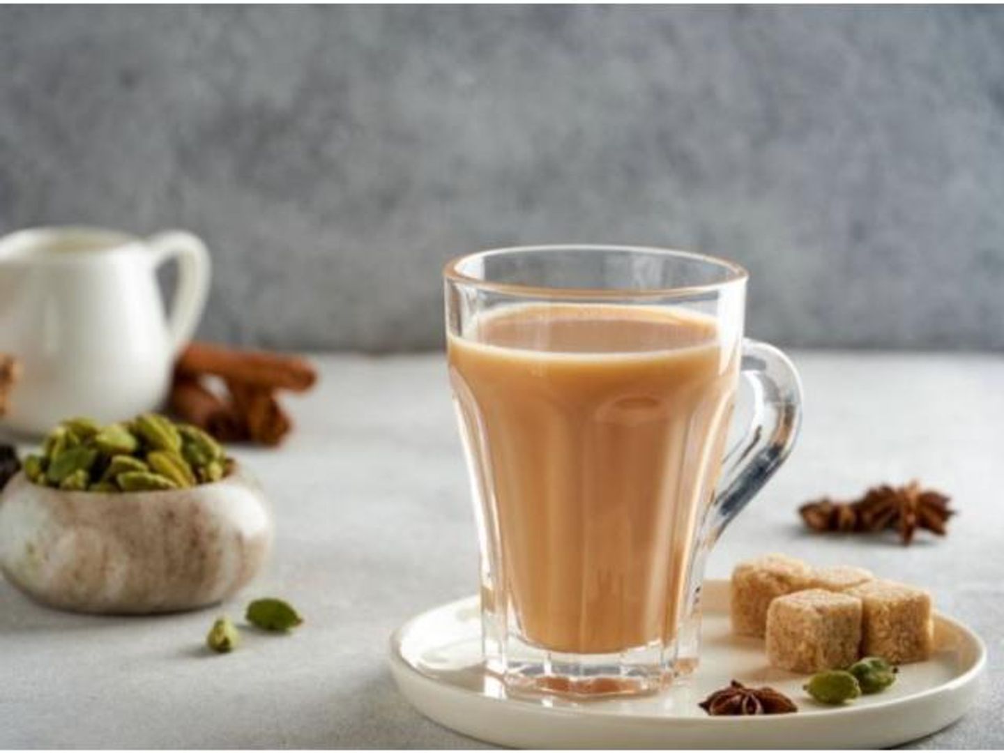 شاي بالحليب - مق