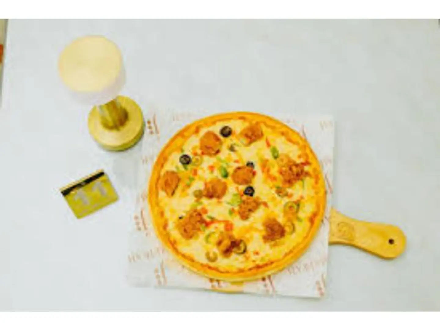 بيتزا تشيكن ميكس جبن - وسط