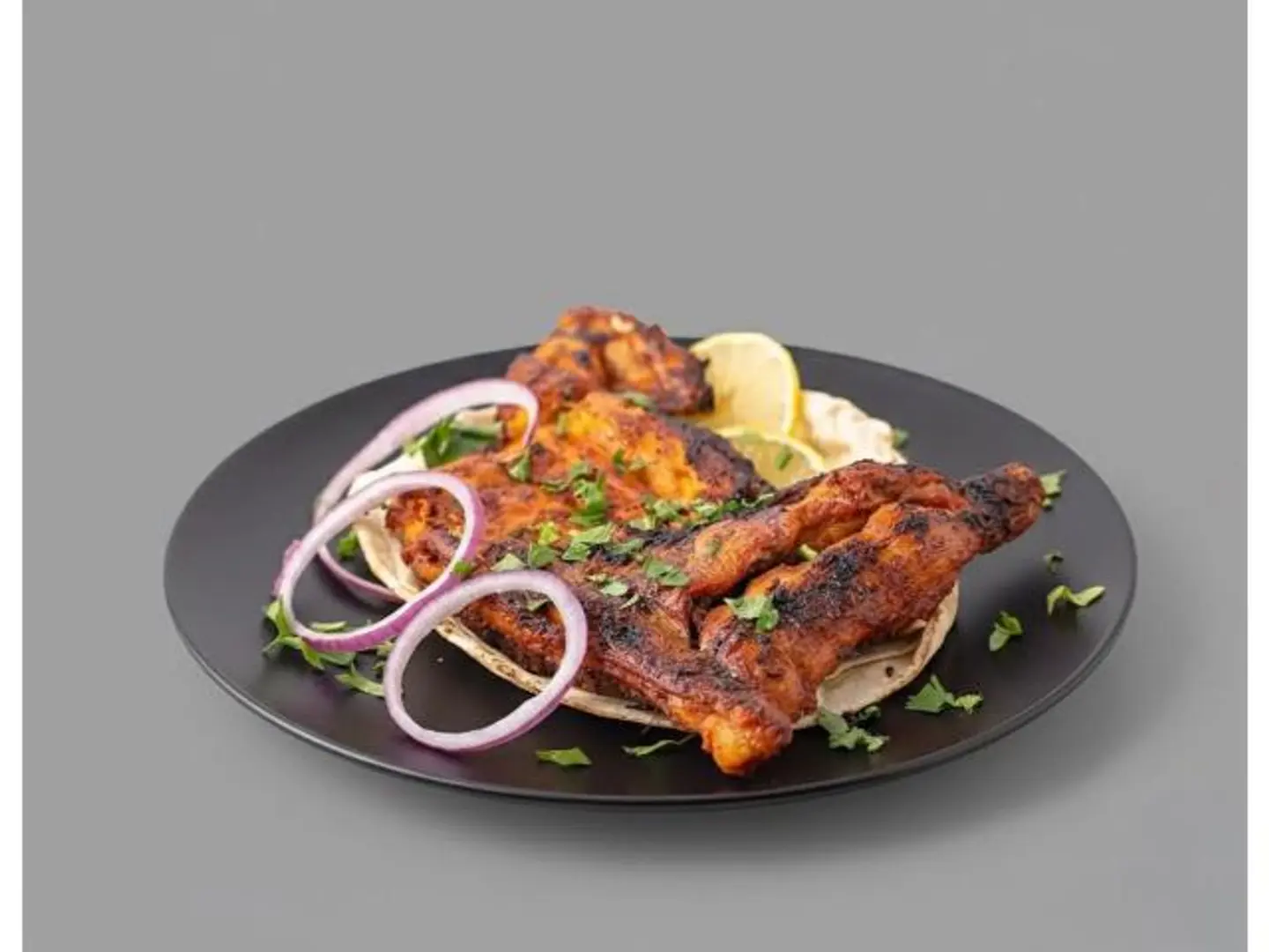 دجاج على الفحم سادة - نص حبة دجاج