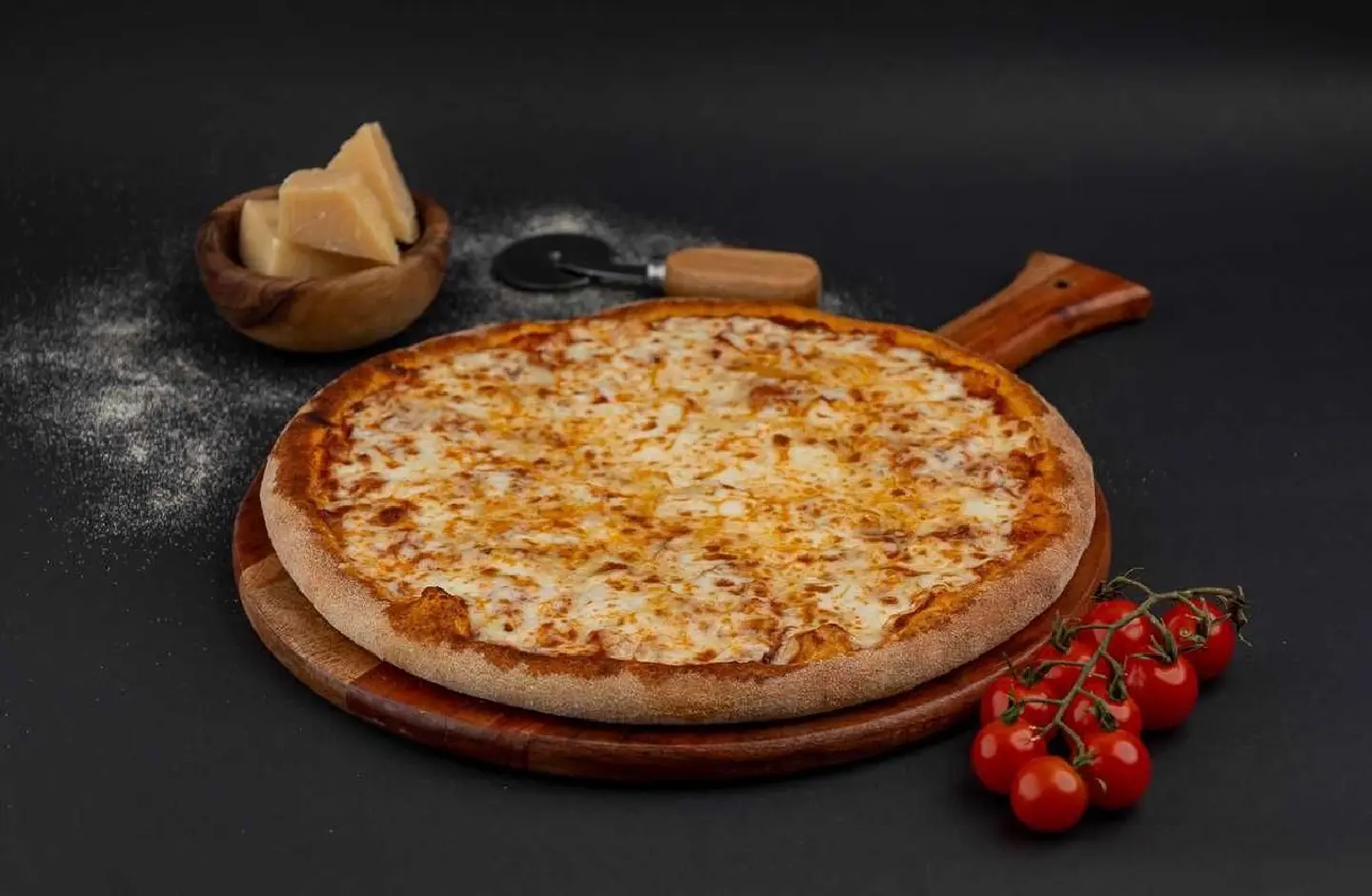 Margherita Pizza - Medium