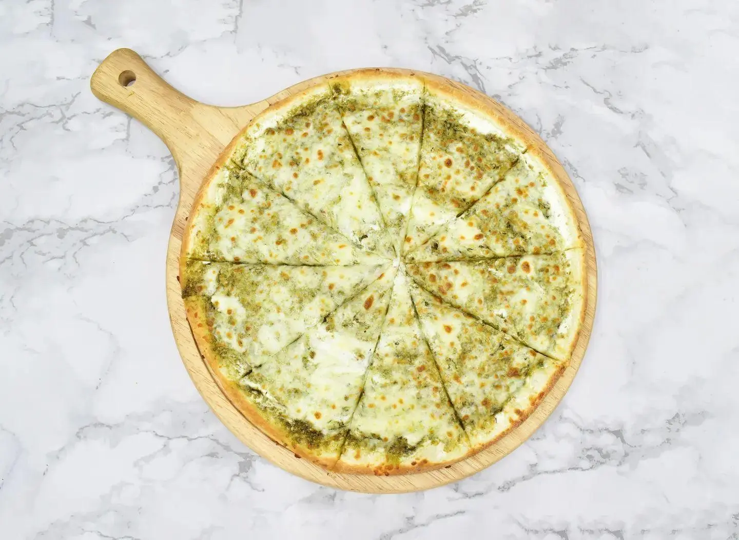 Labneh With Thyme Pizza - Medium
