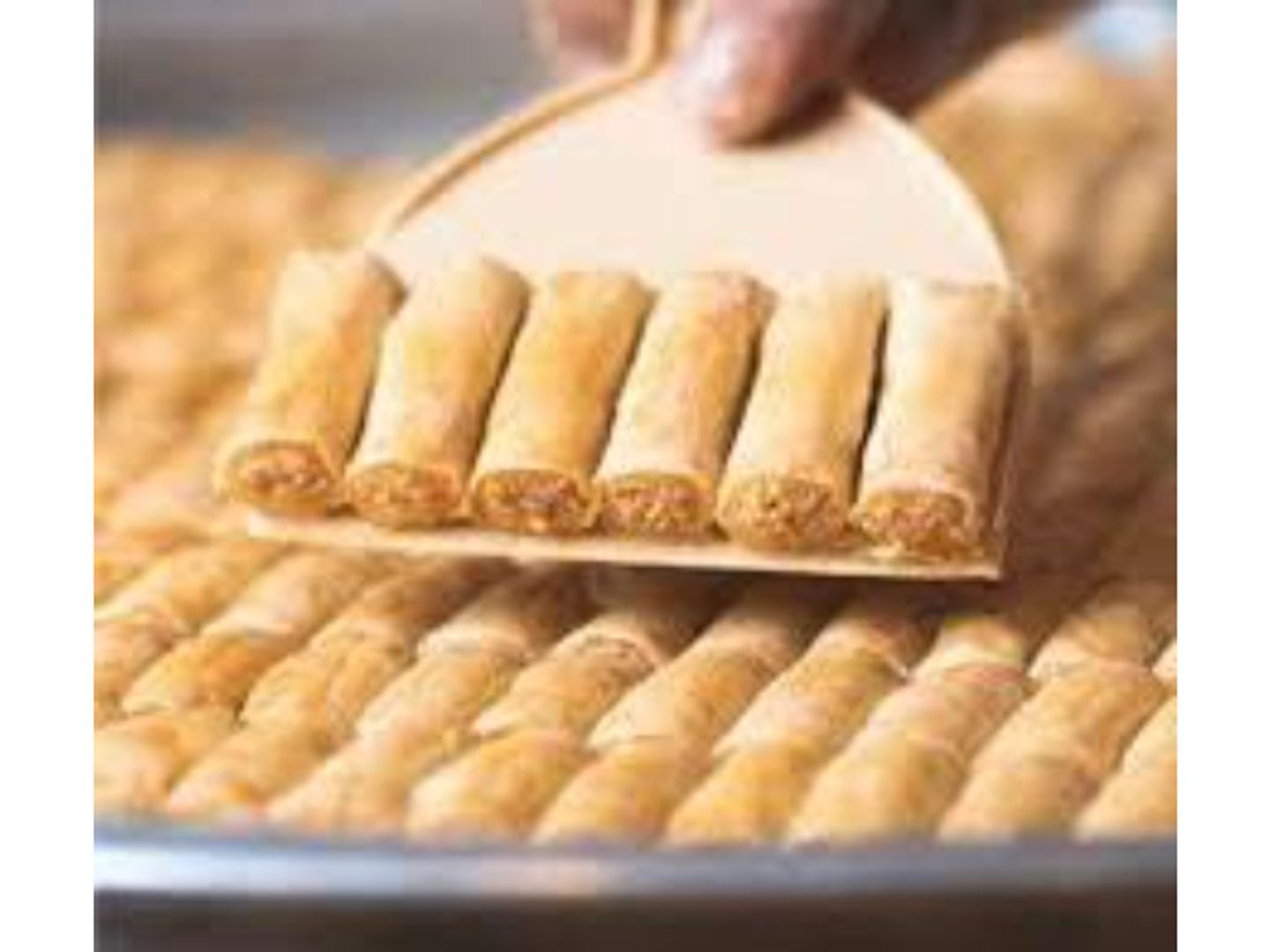 بقلاوه اصابع كاجو - 500 جرام