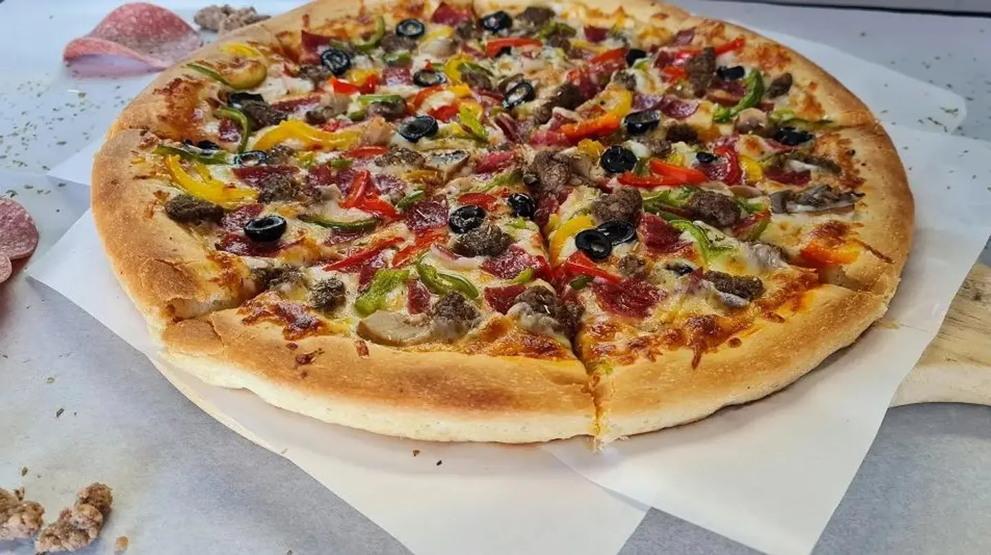 Super Supreme Pizza - Medium