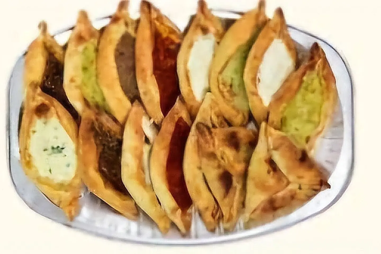 Pastry Plate - 15 Pieces
