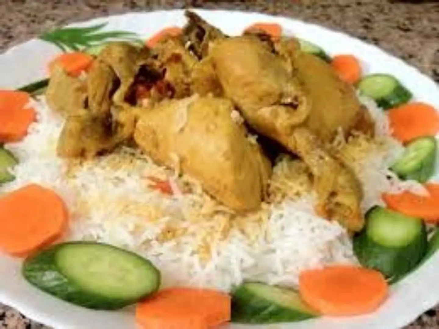 دجاج مسلوق مع رز بشاور - ربع حبه