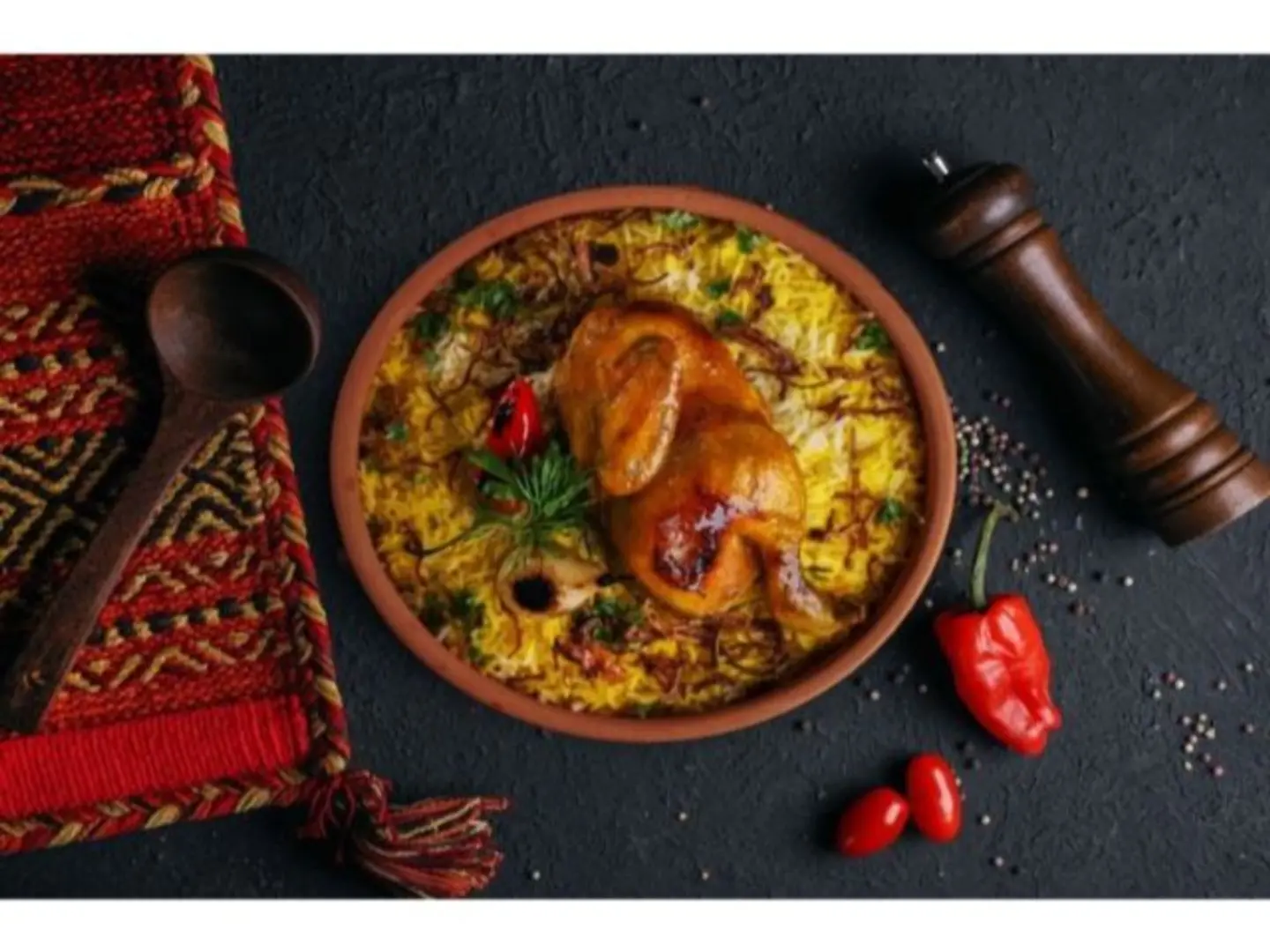 سجنتشر دجاج - نصف دجاجة مع الأرز